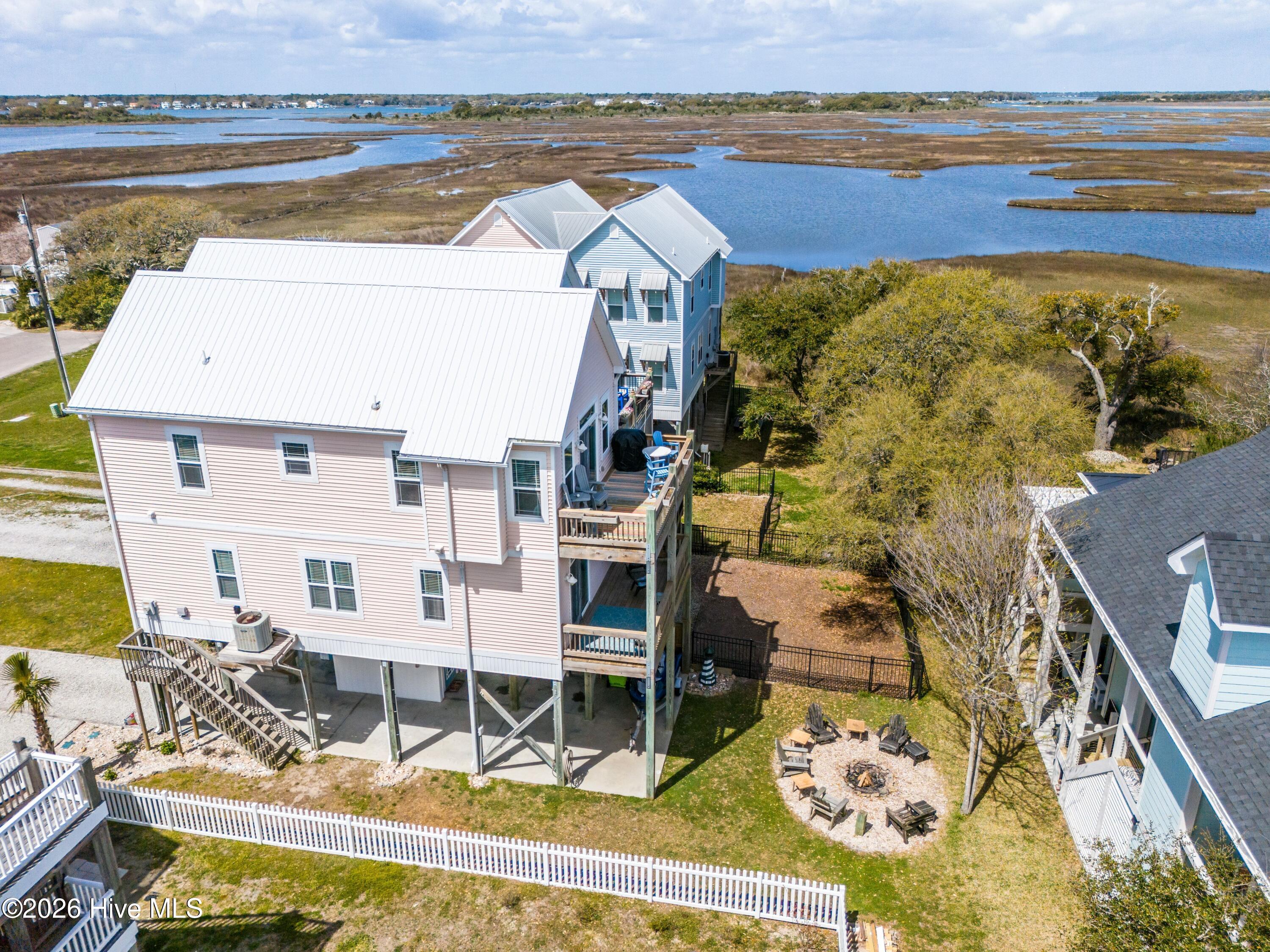 100564246 | Photo 37