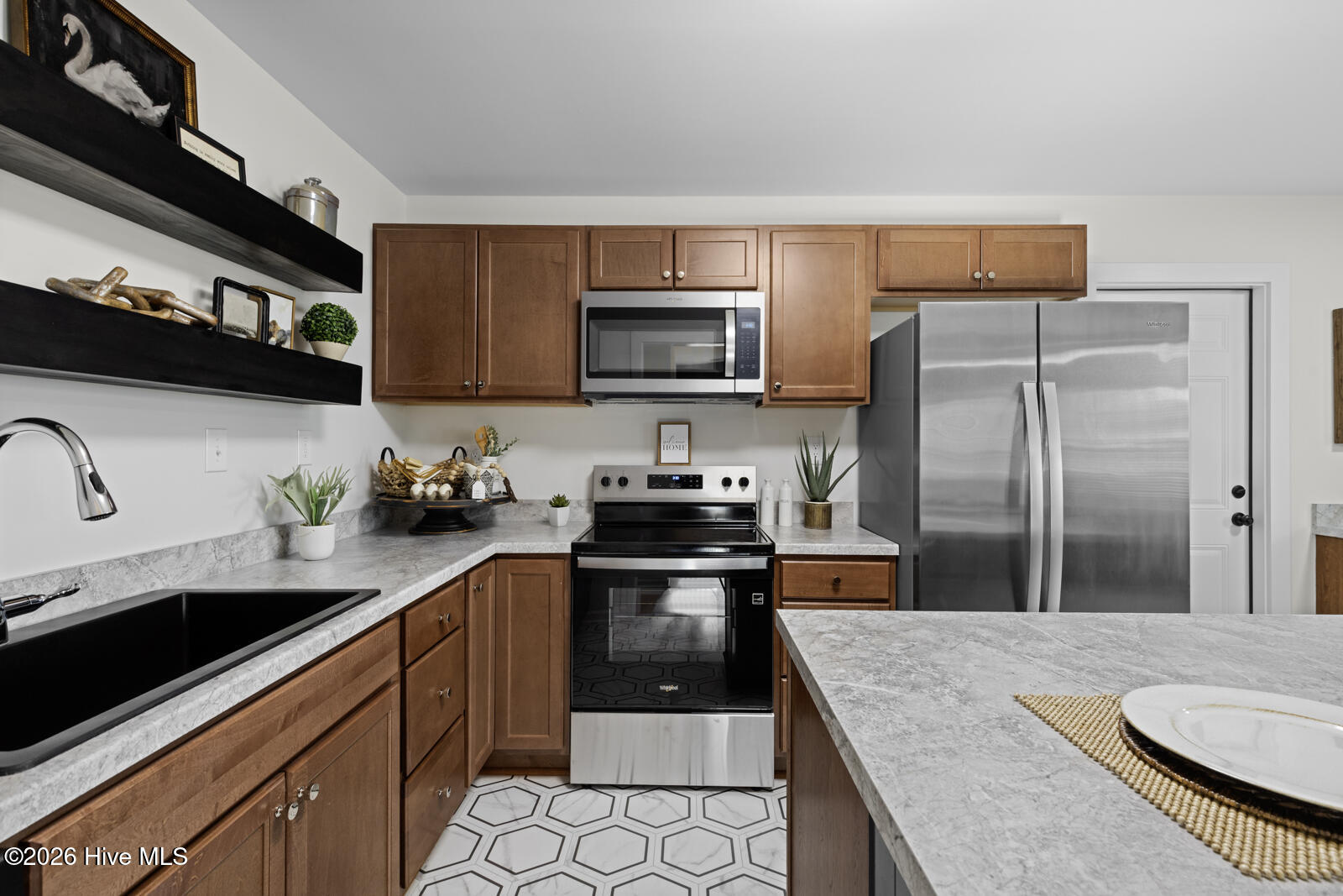 100559065 | Photo 13