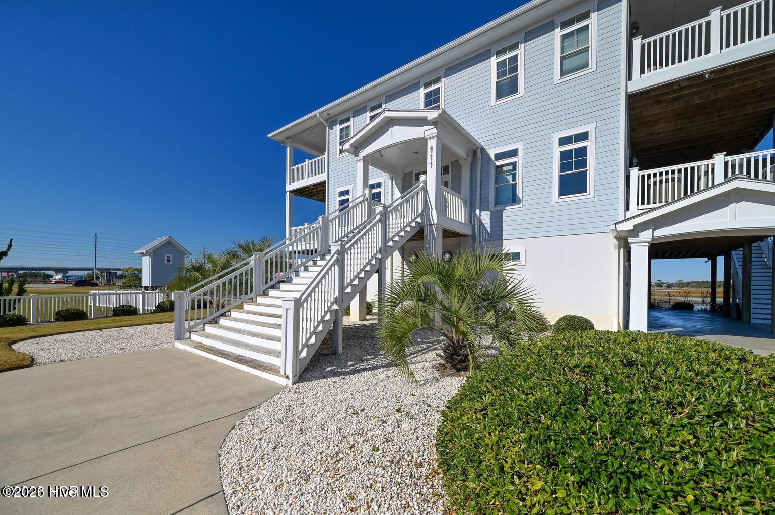 100559517 | Photo 38