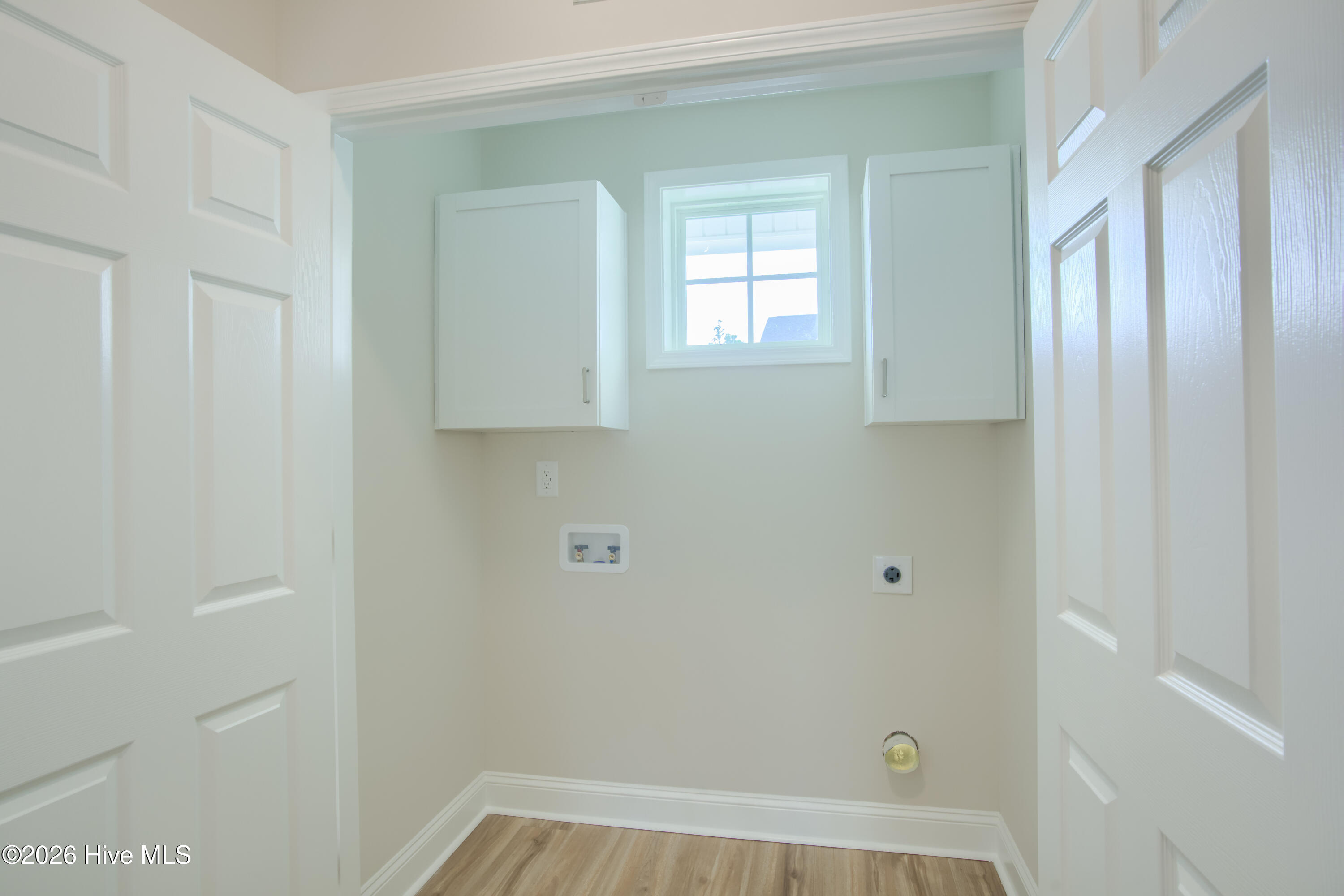 100560364 | Photo 18