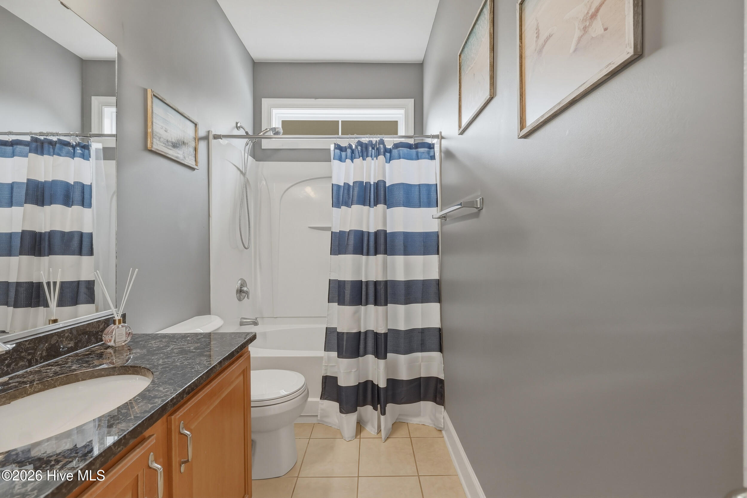 100555932 | Photo 31