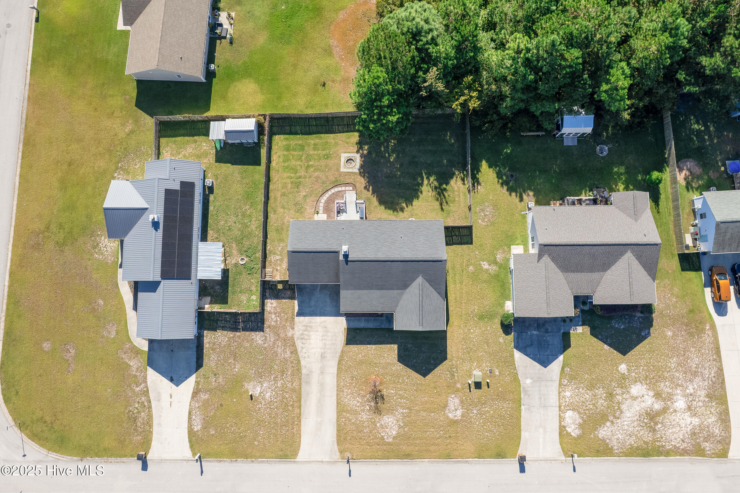 100541753 | Photo 29