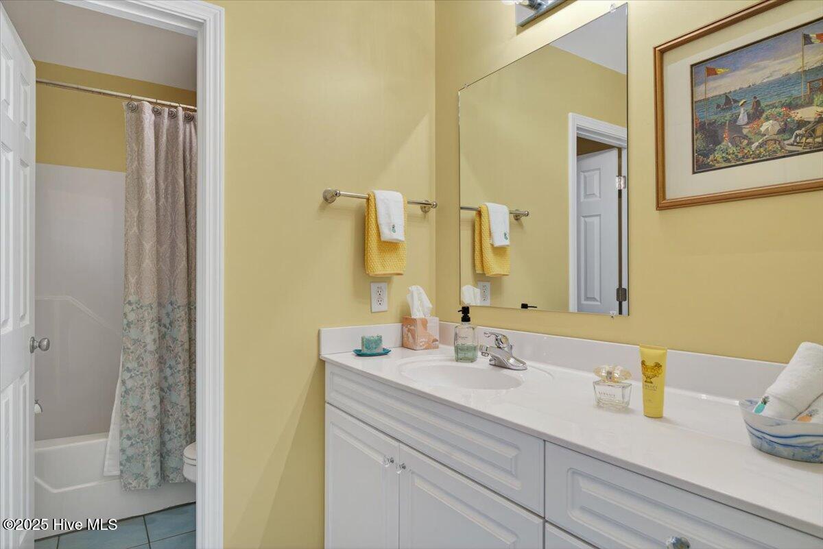 100514945 | Photo 34