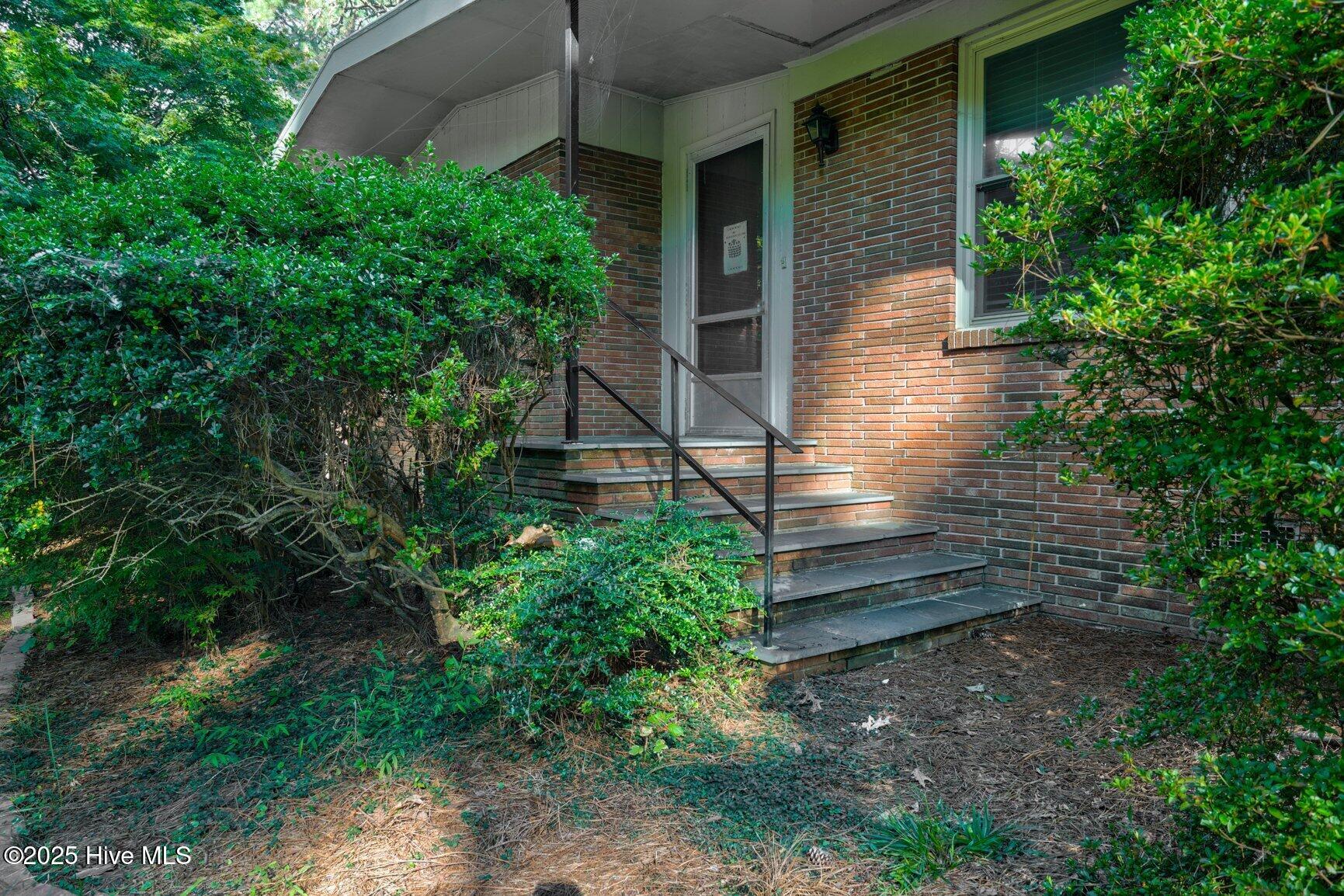 003-9698US64-SpringHope-NC-27882-SMALL