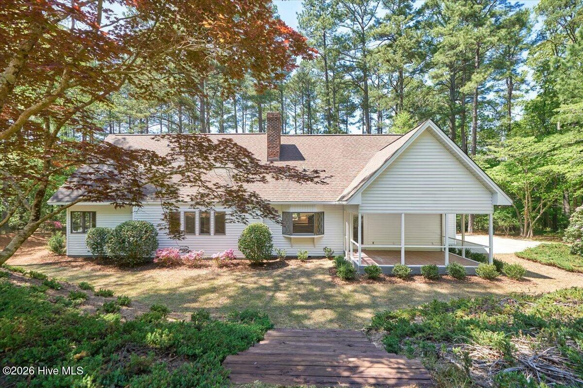 141 Bridgewater Drive, Southern Pines, NC, 28387