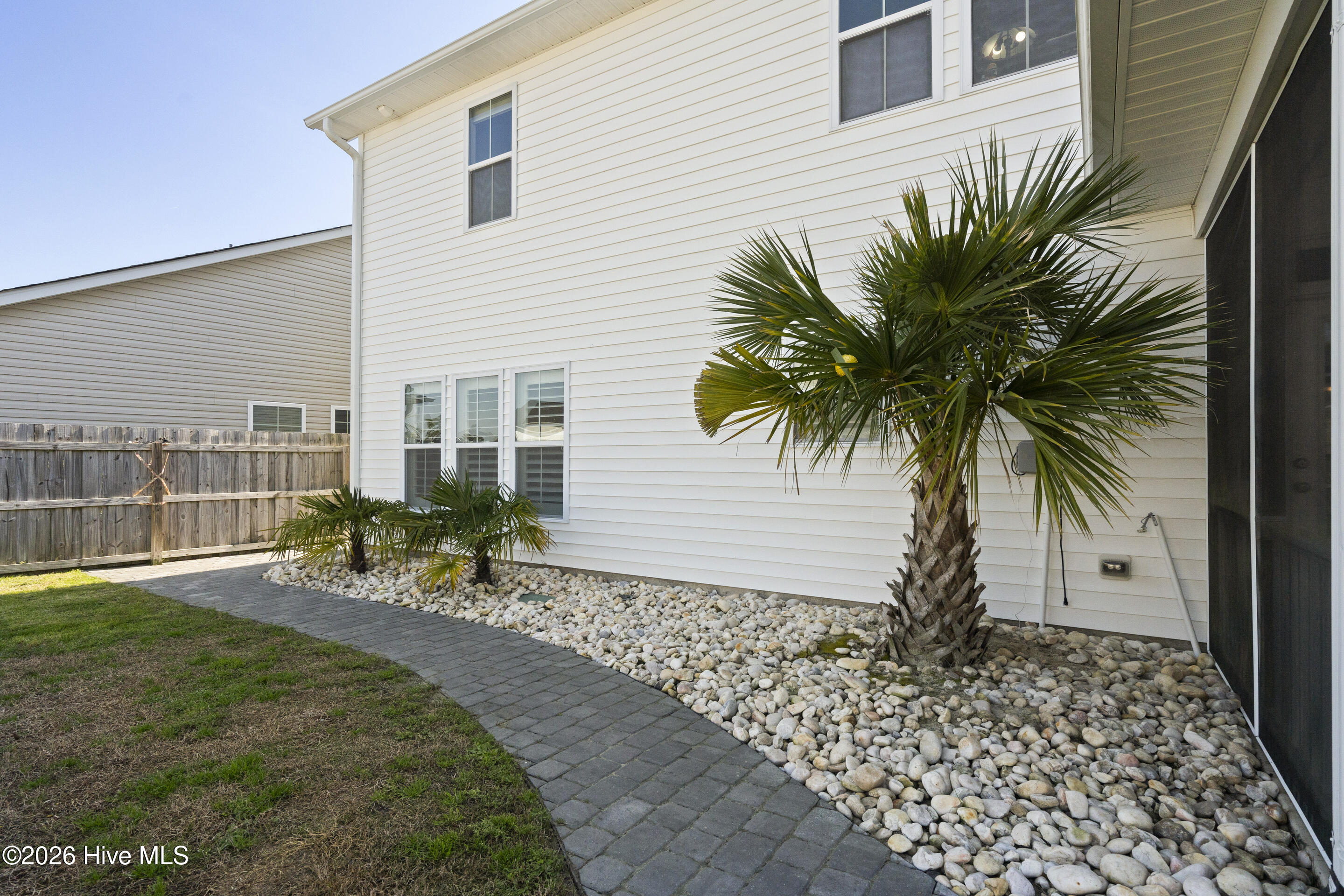 21 Violetear Ridge, Hampstead, NC, 28443