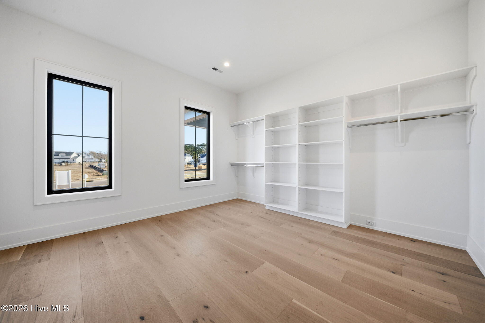 100500065 | Photo 43