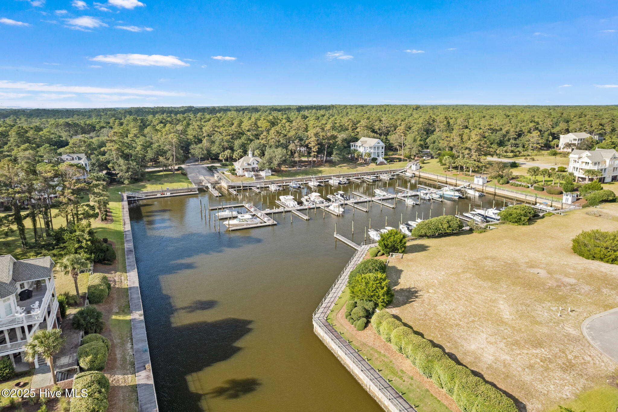 100544060 | Photo 84