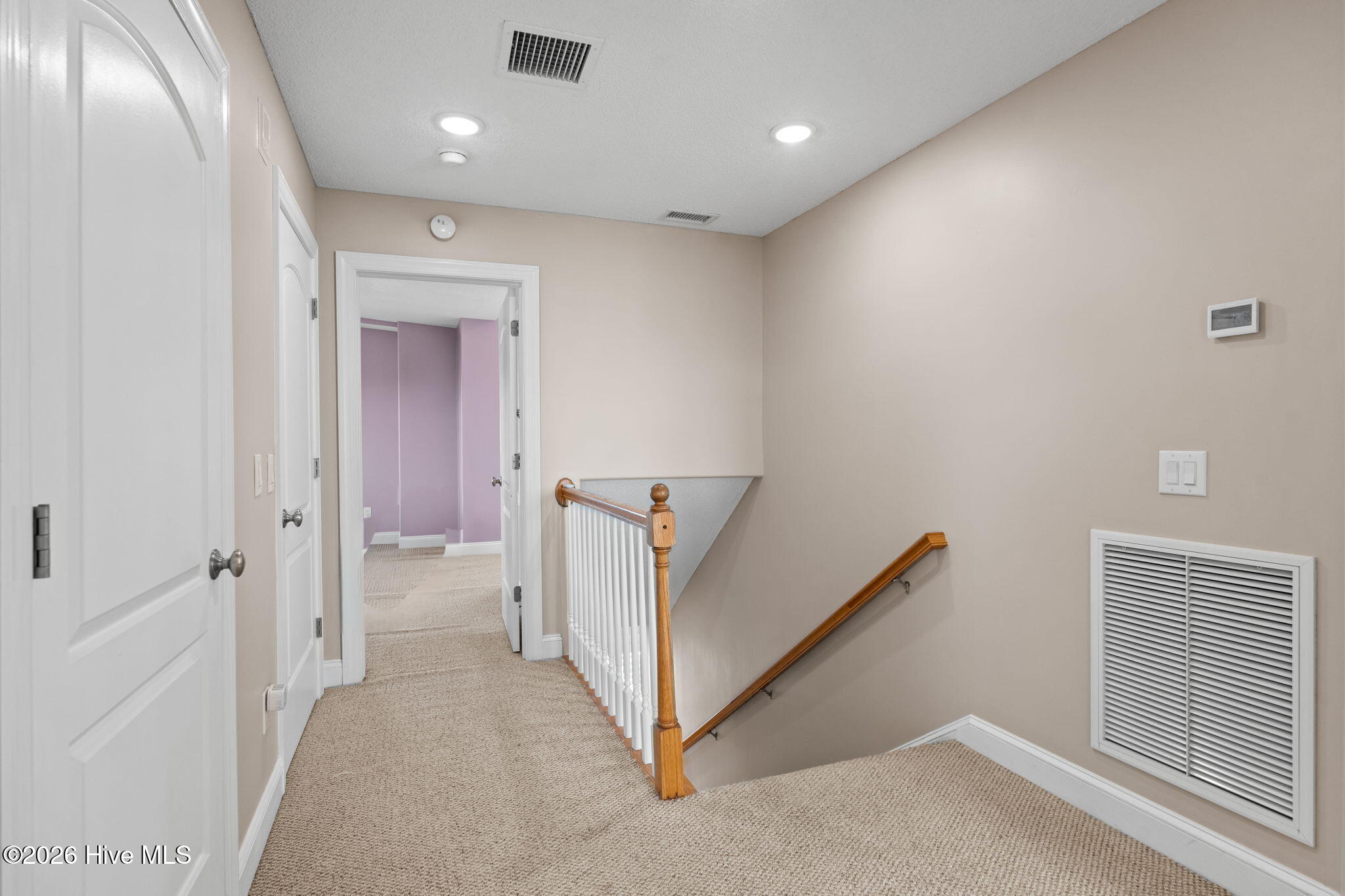 100561673 | Photo 33