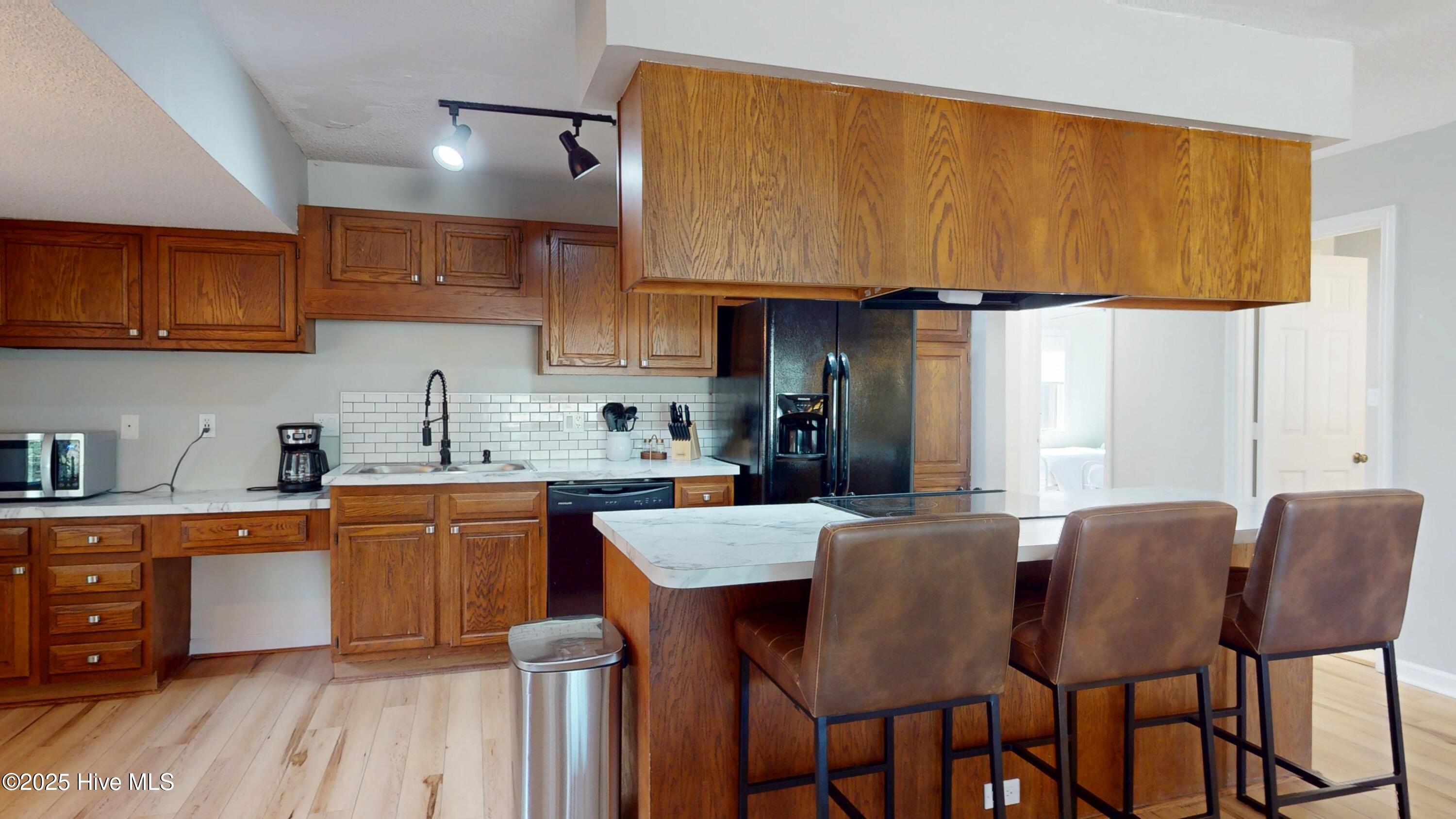 602-Dover-Street-03192025_235214