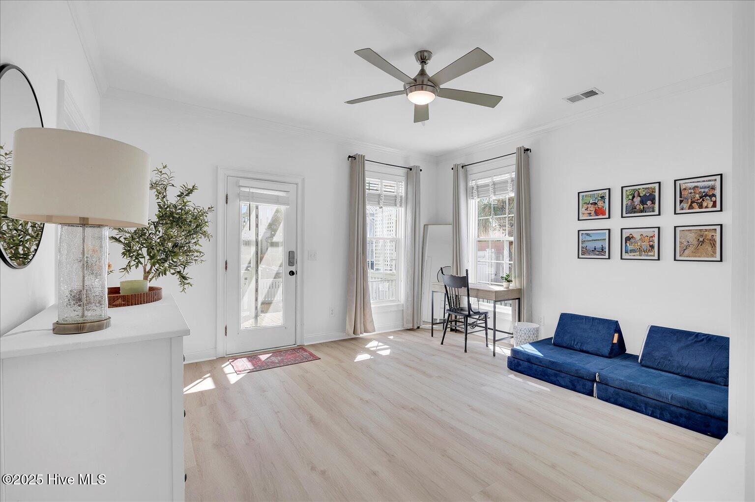 100545329 | Photo 28