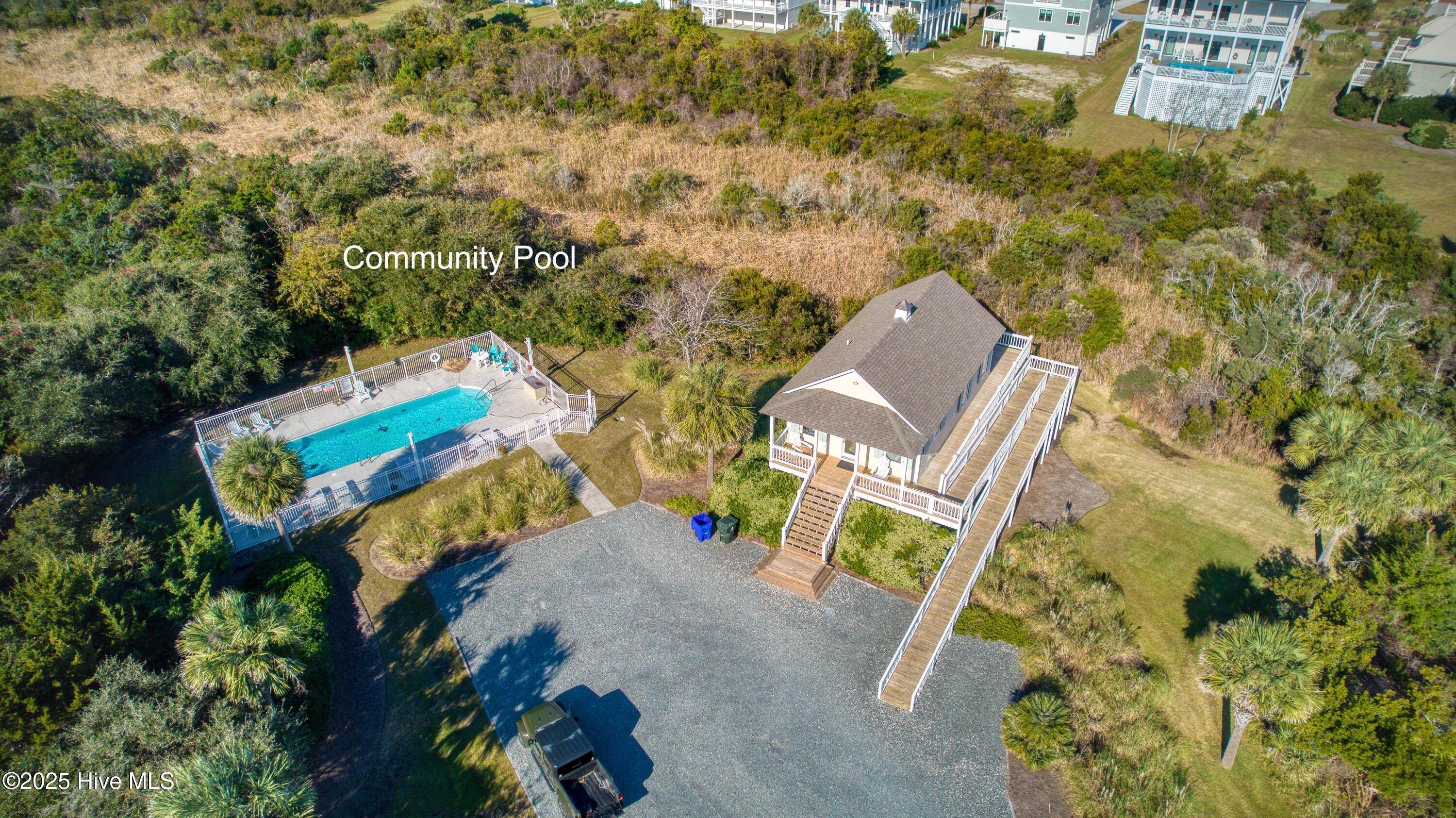 100516070 | Photo 88