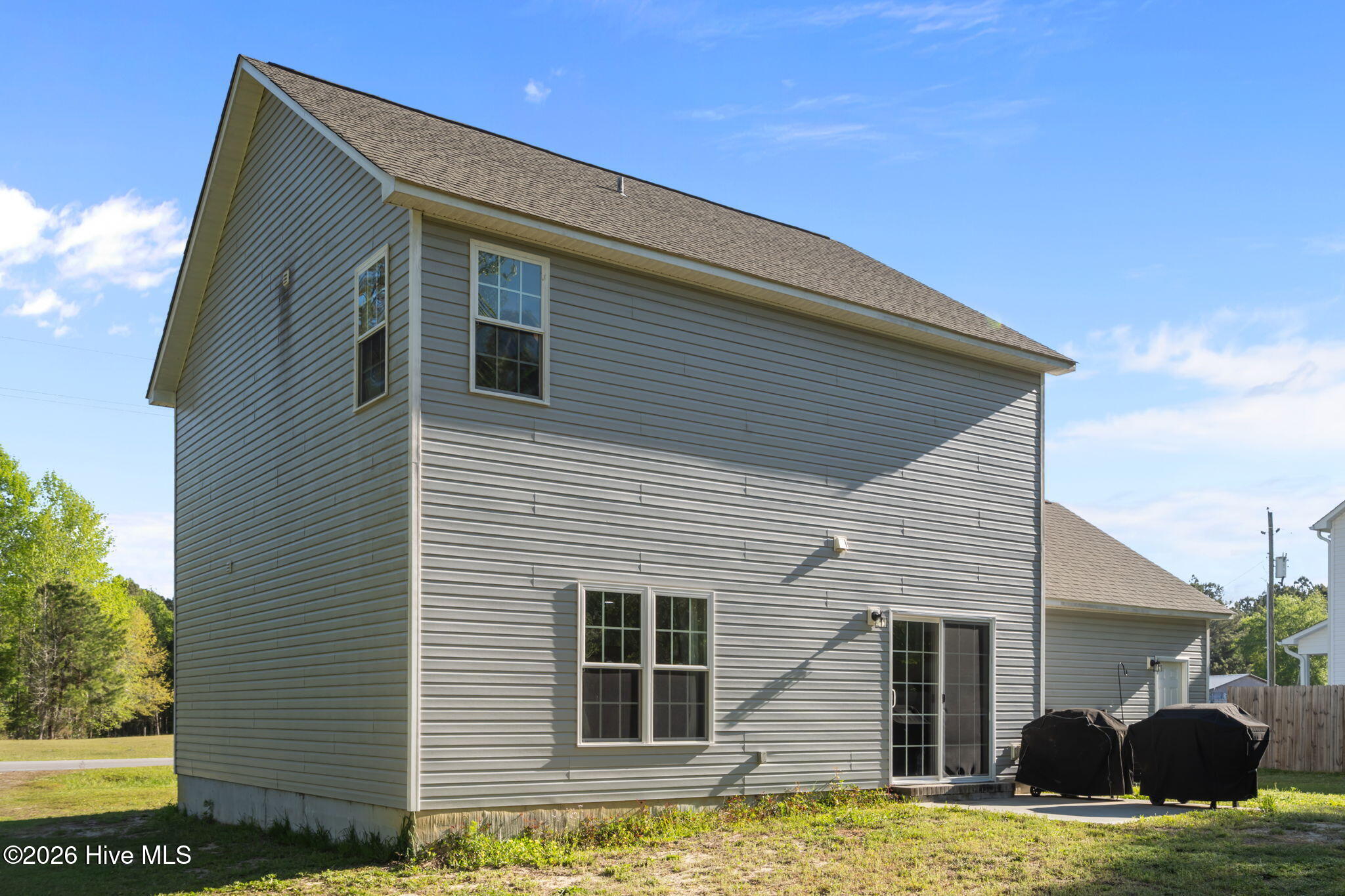 100567197 | Photo 39