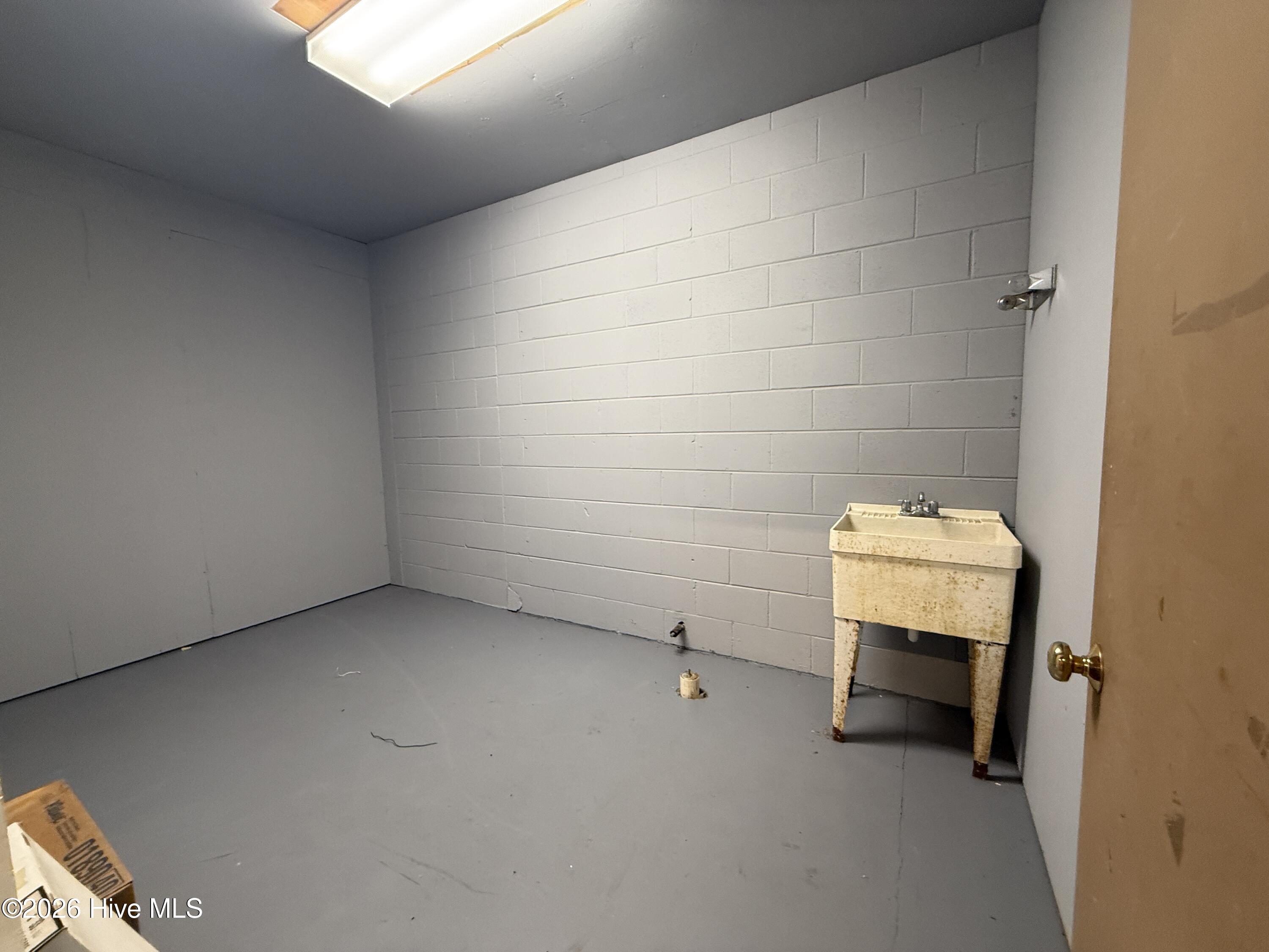 4585CE26-F11D-4E50-86CF-AC60865DE721