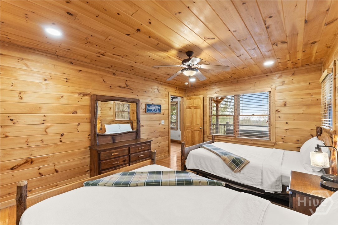 437 Spruce Circle