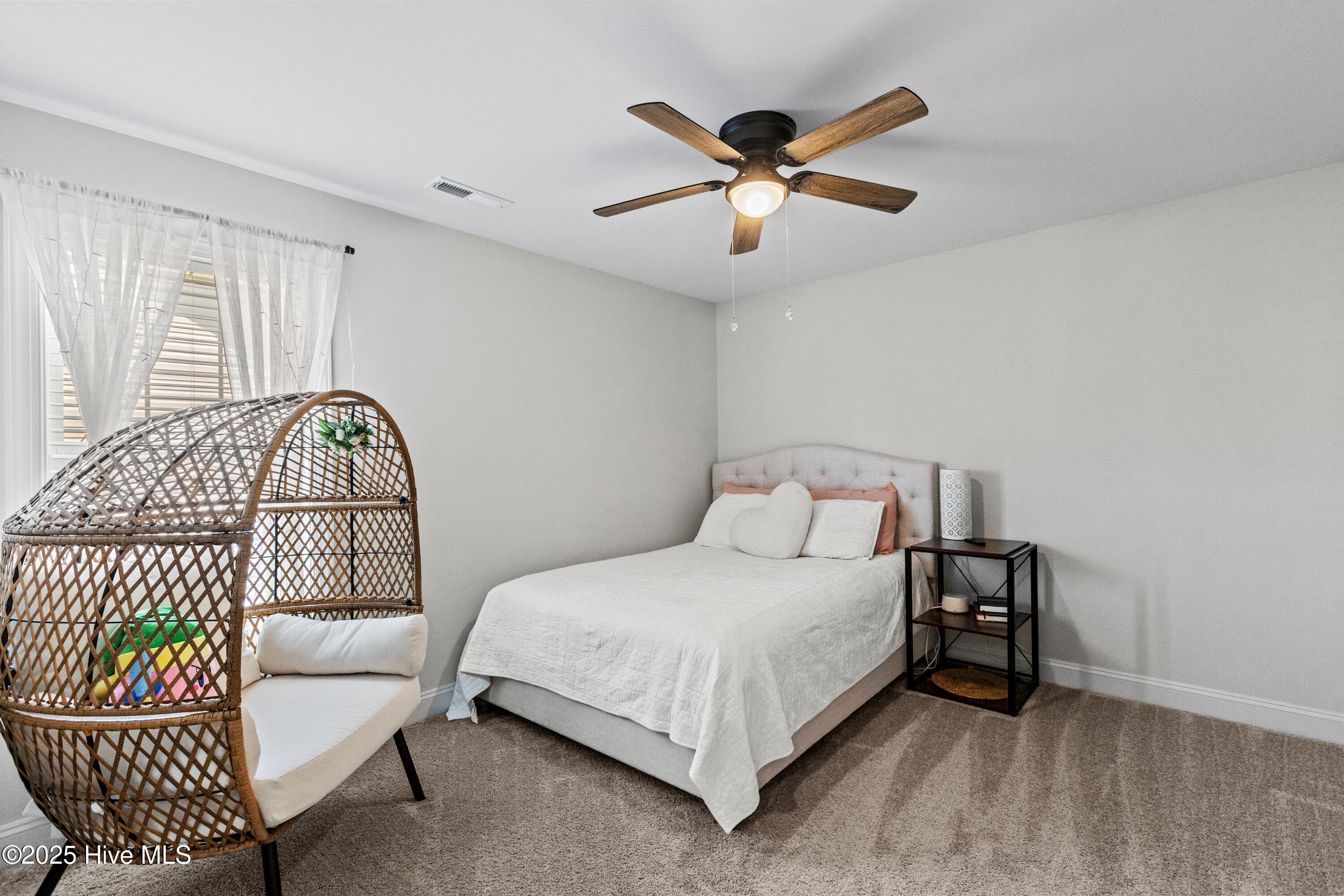 100518858 | Photo 40