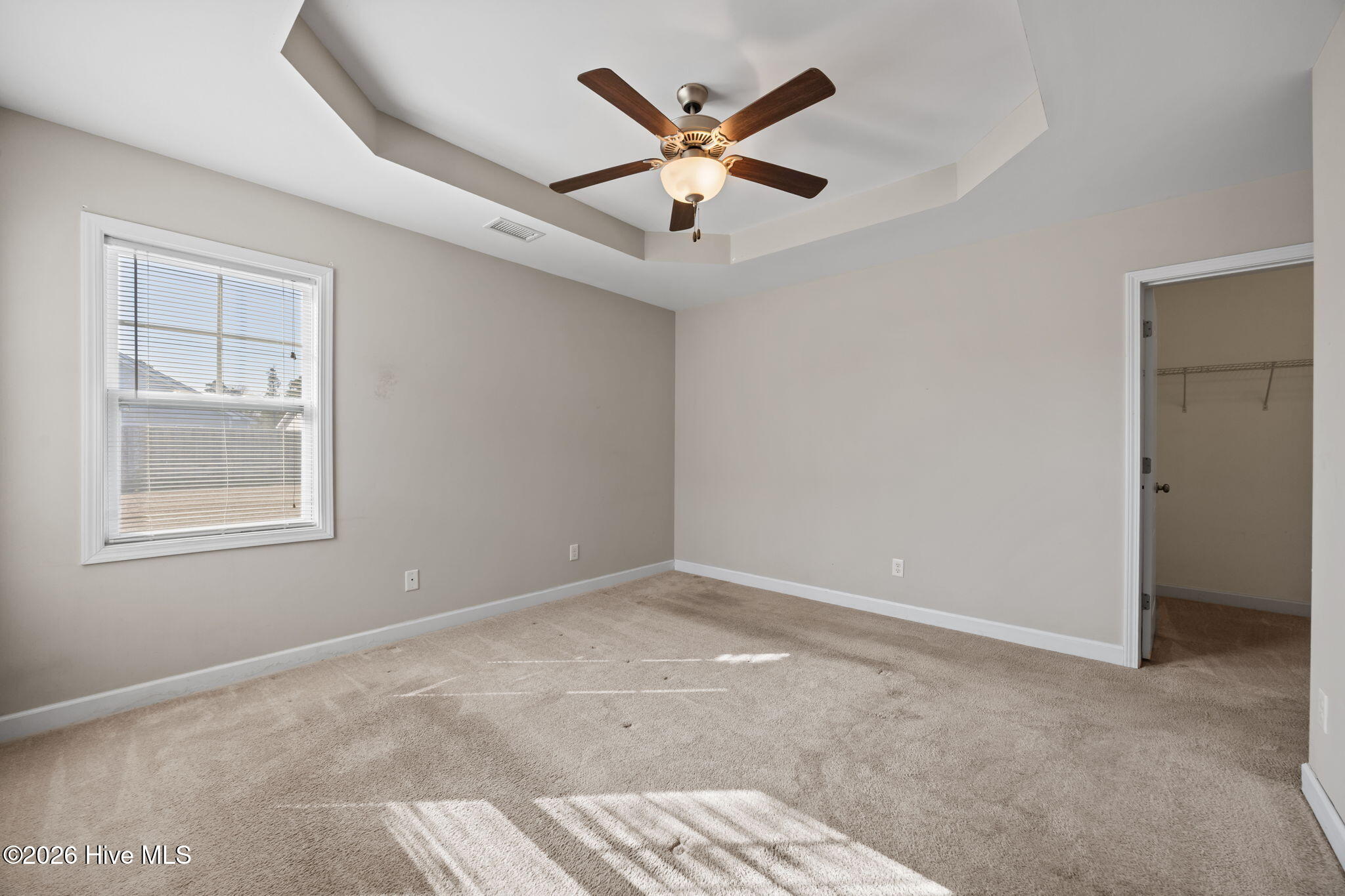 100554294 | Photo 13