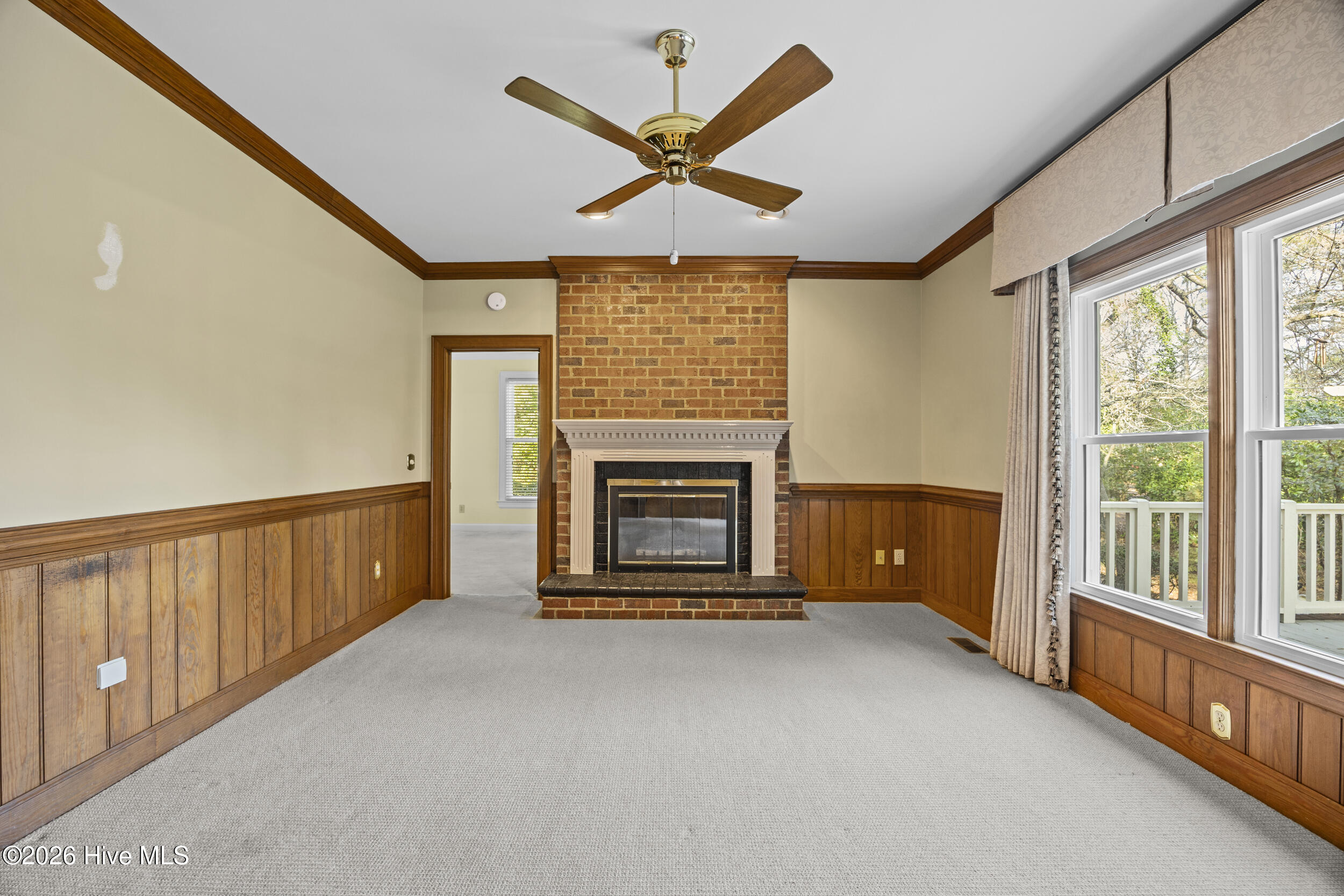 100560704 | Photo 17