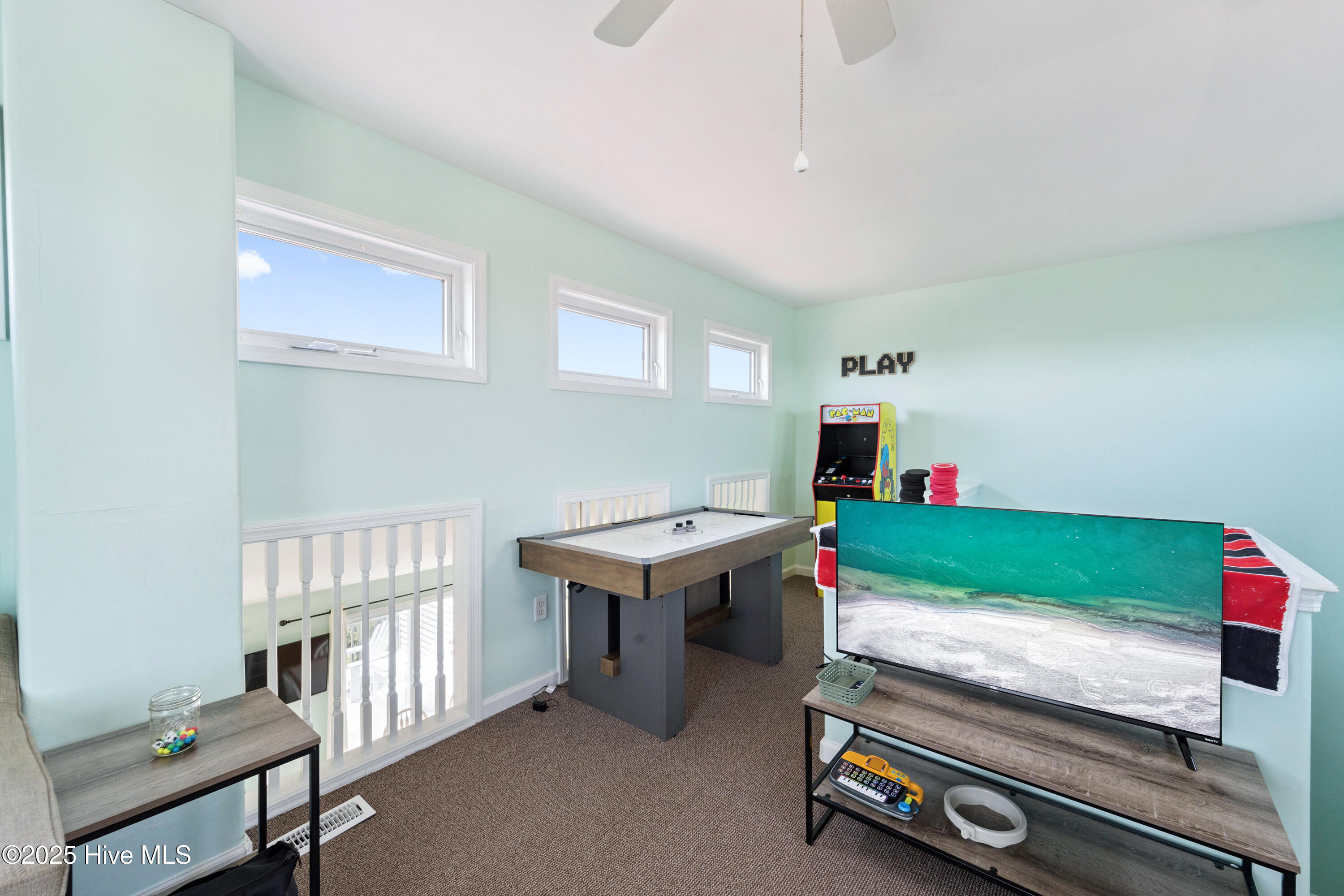 100556675 | Photo 127