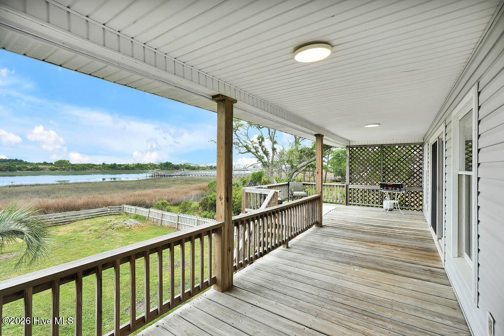 100570614 | Photo 25