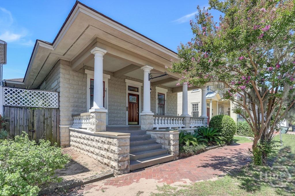 Property at 17 33rd Street