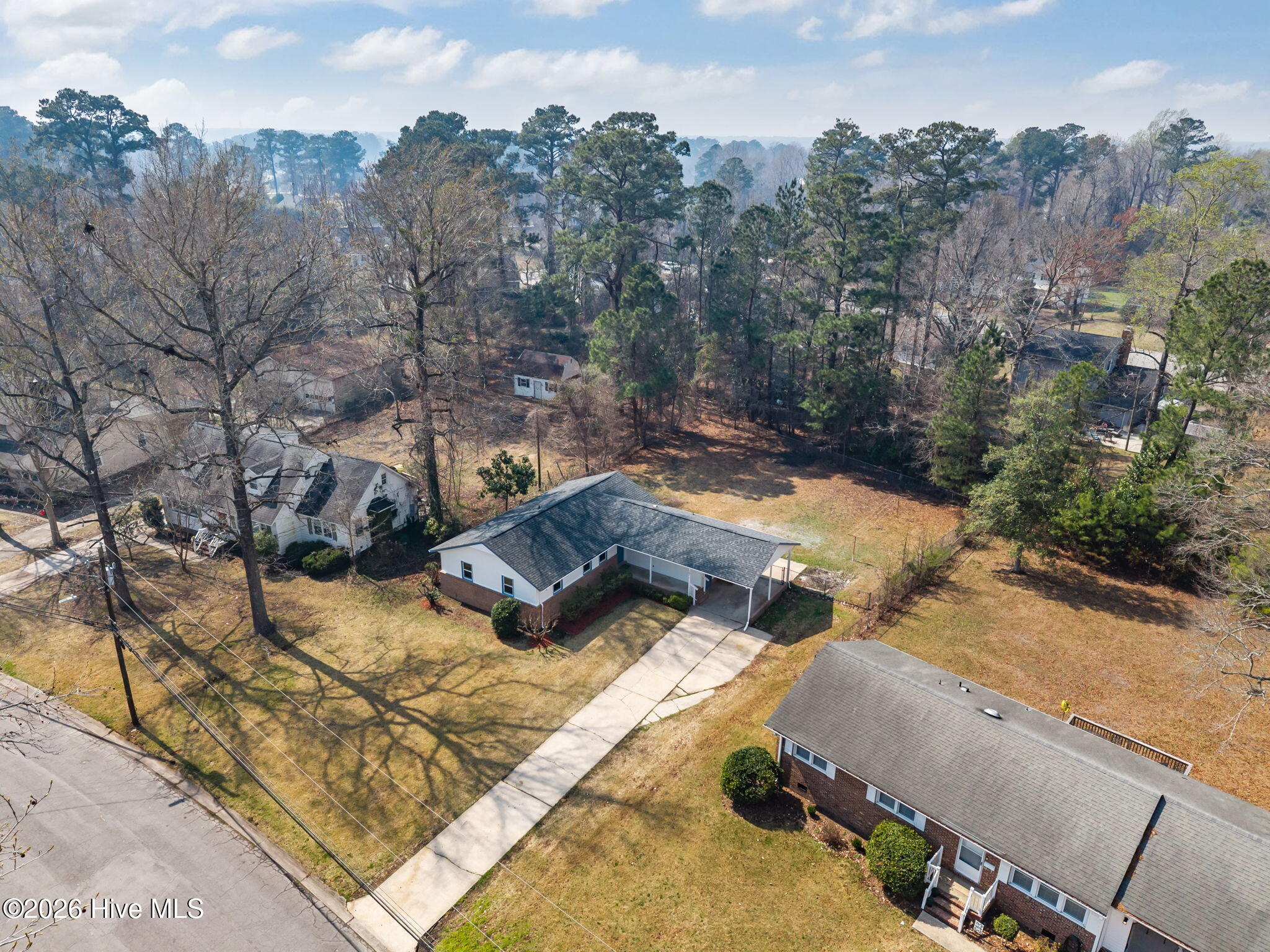 100557666 | Photo 40