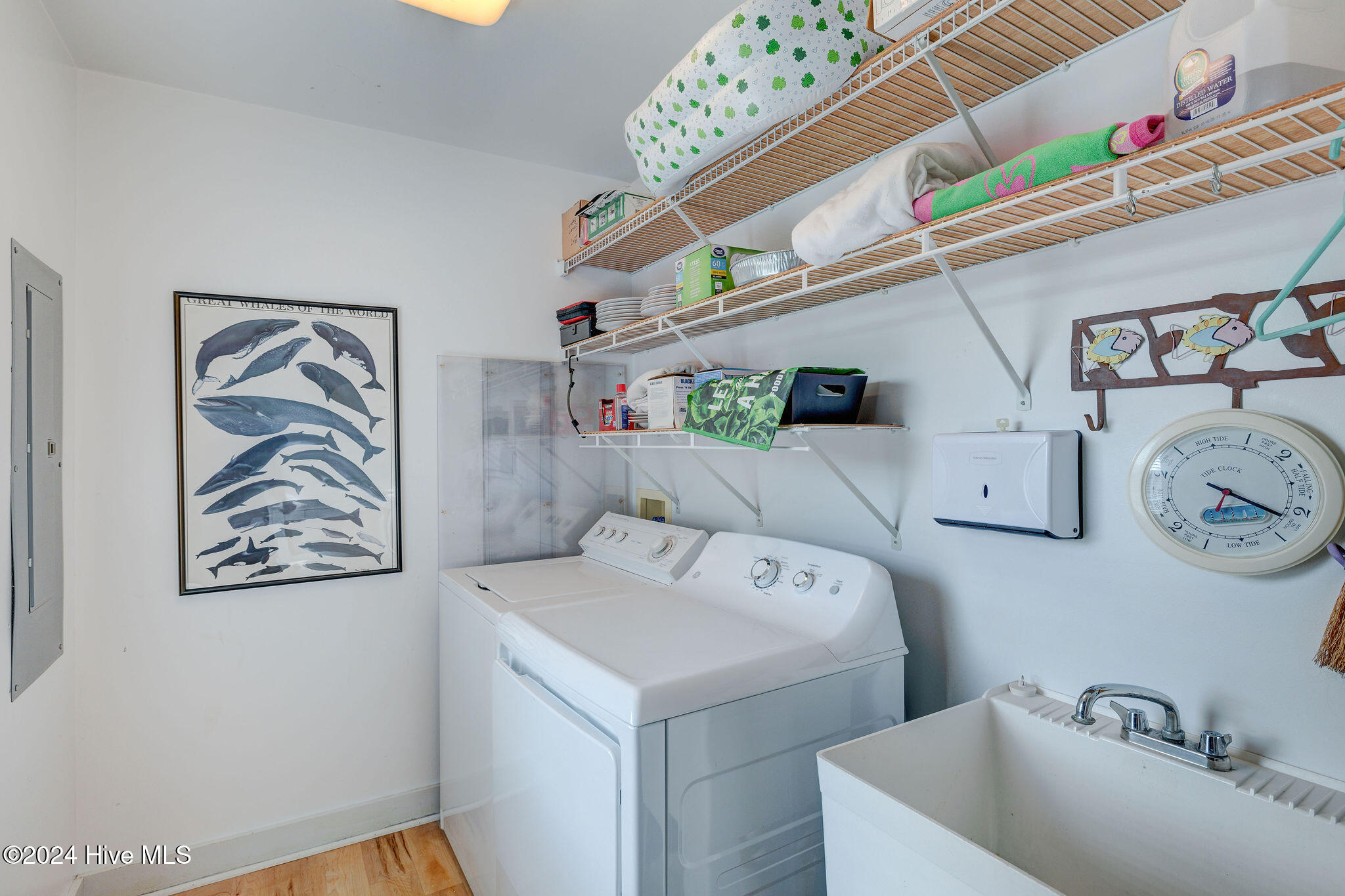 100526759 | Photo 82