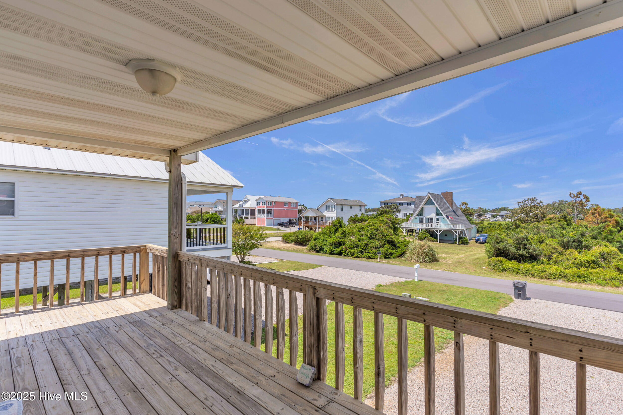 100521626 | Photo 10