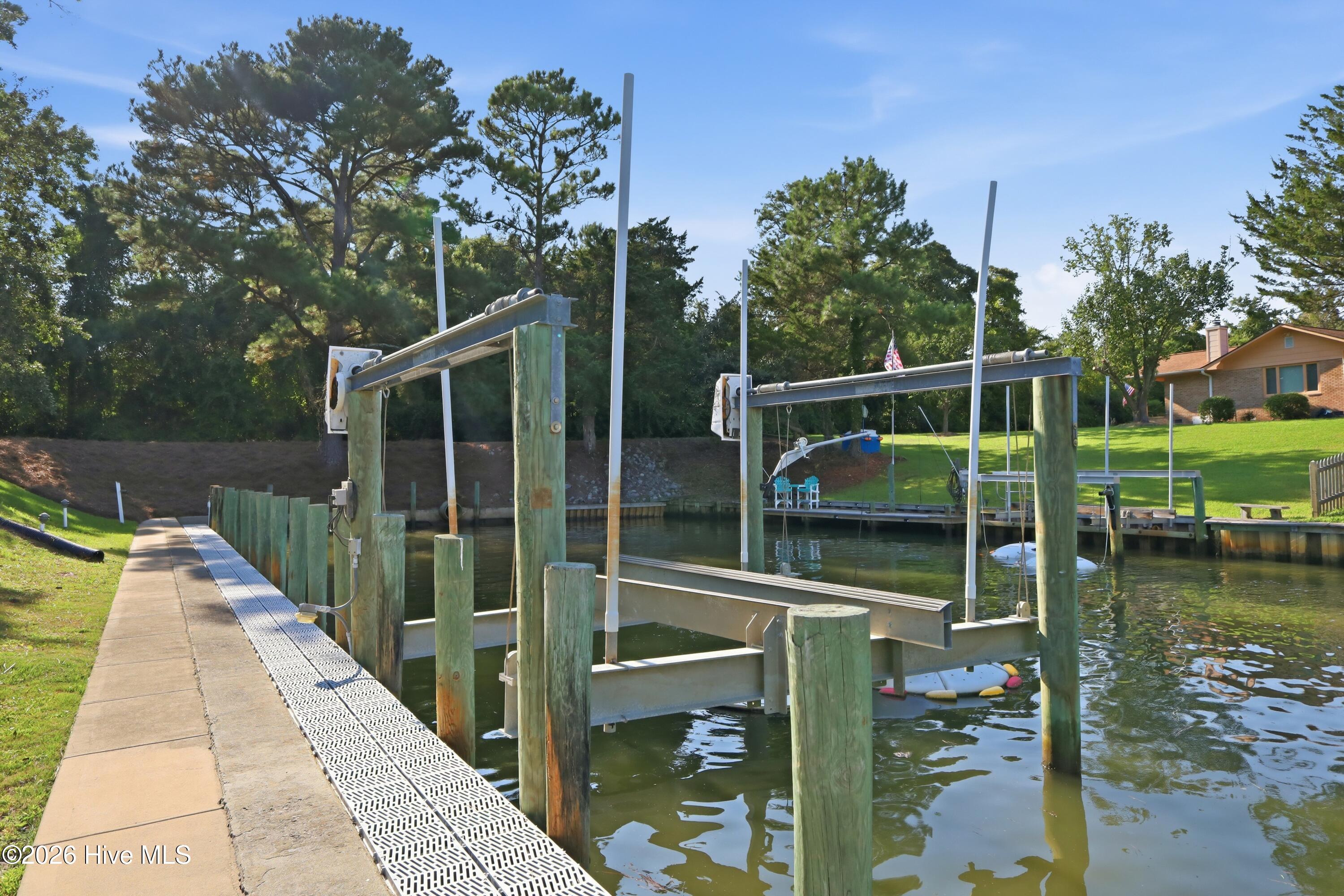 104 Sea Trace Lane,Newport