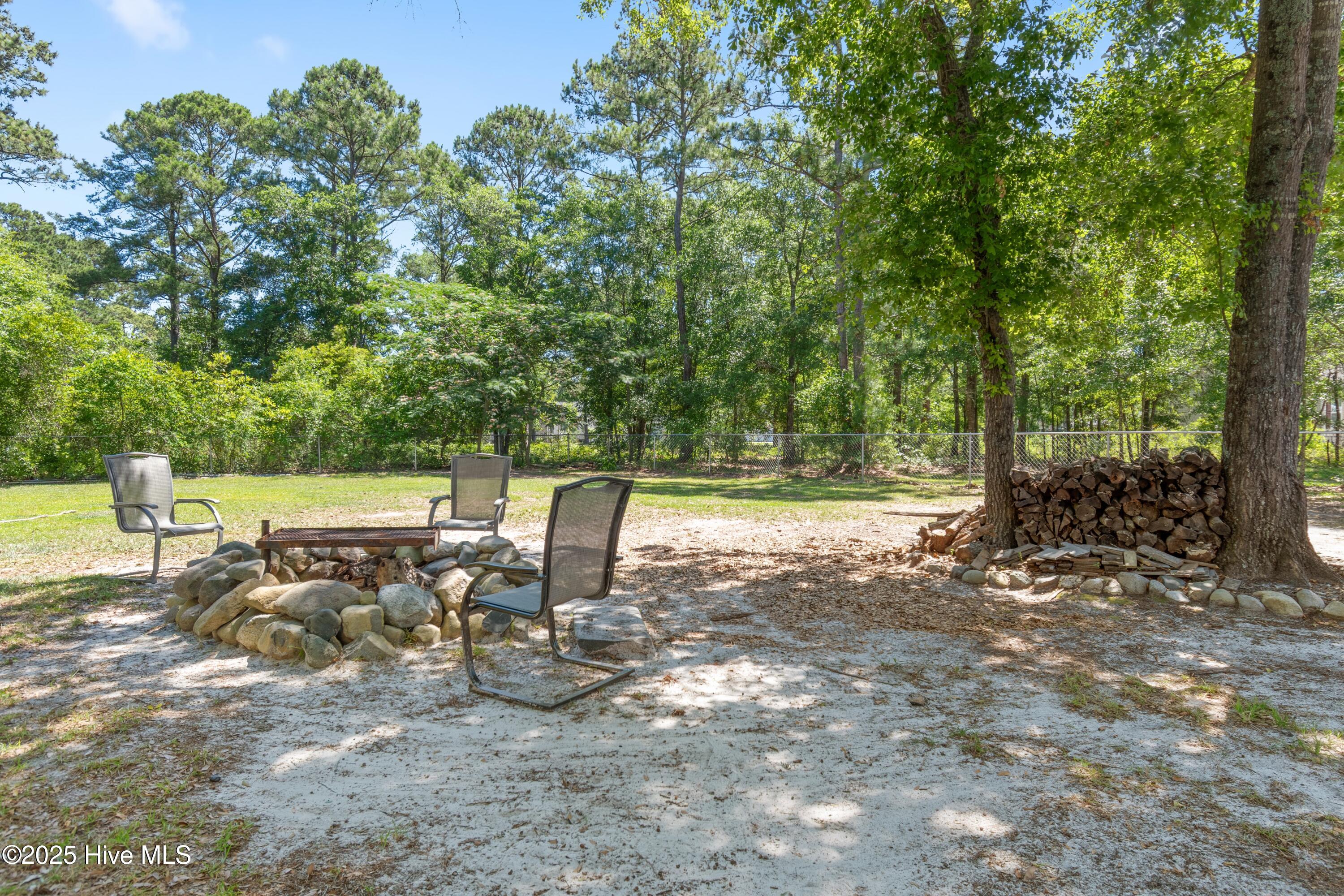 100509248 | Photo 37