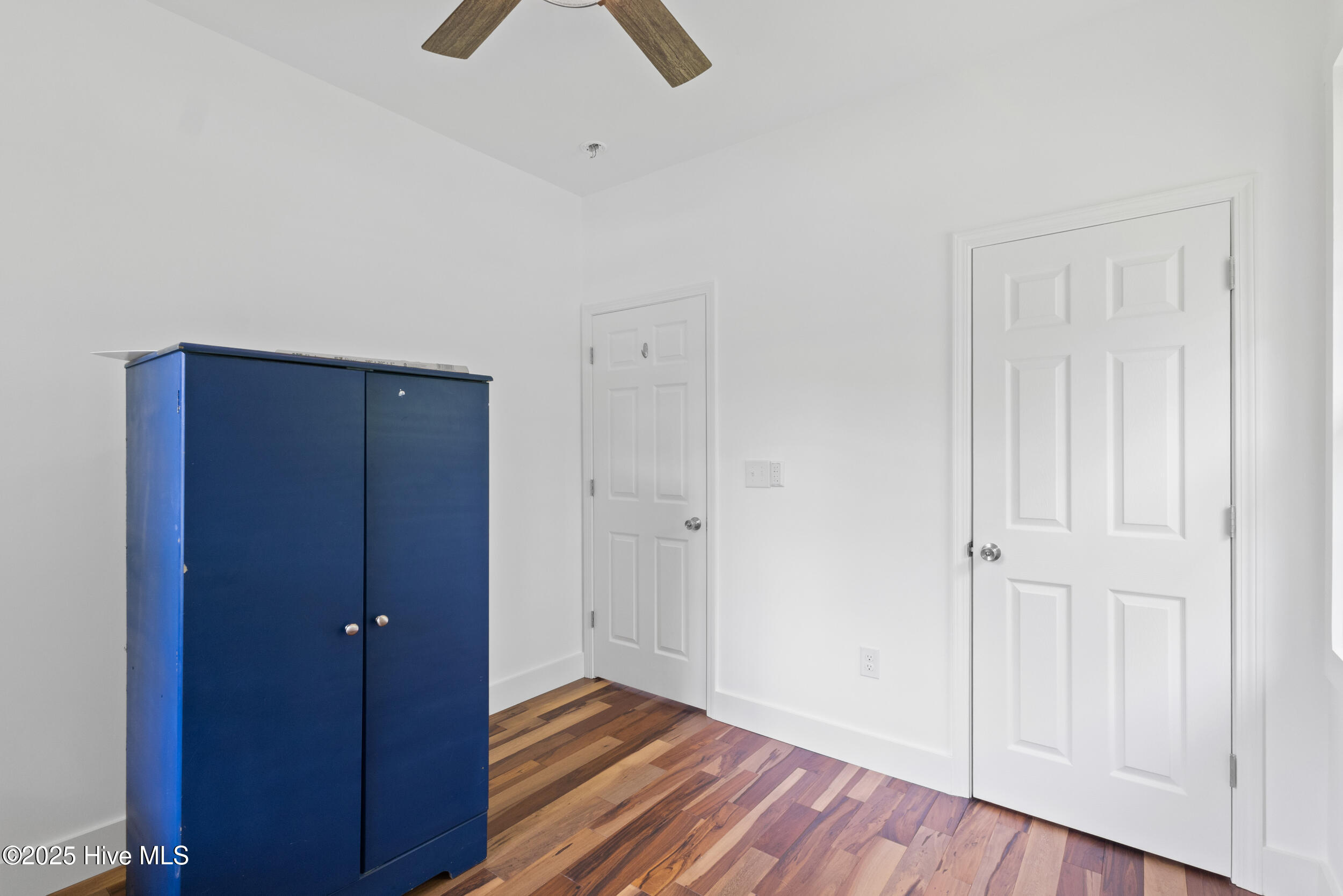 100513761 | Photo 25