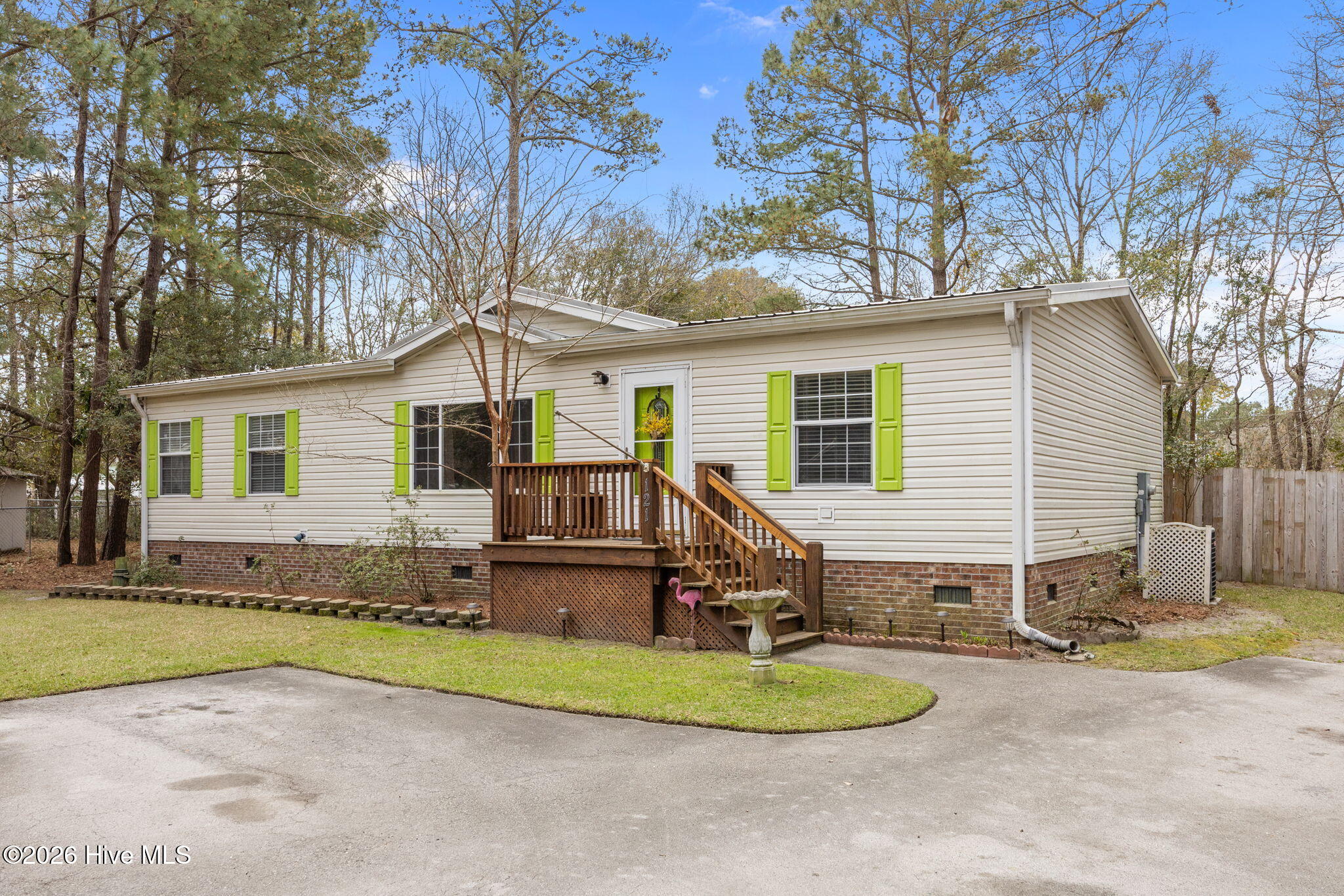 121 Bogue Forest Court,Newport
