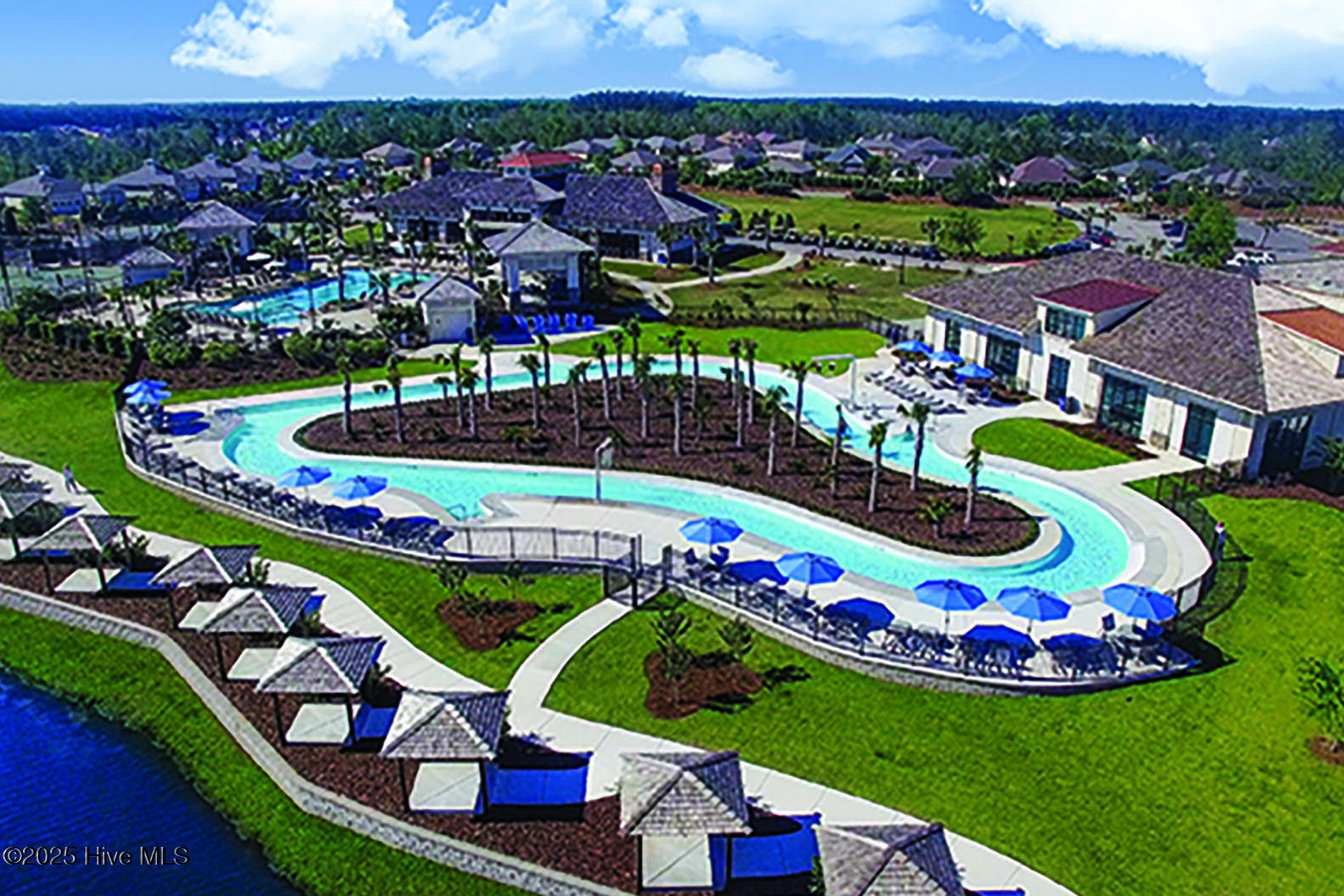 100570040 | Photo 14