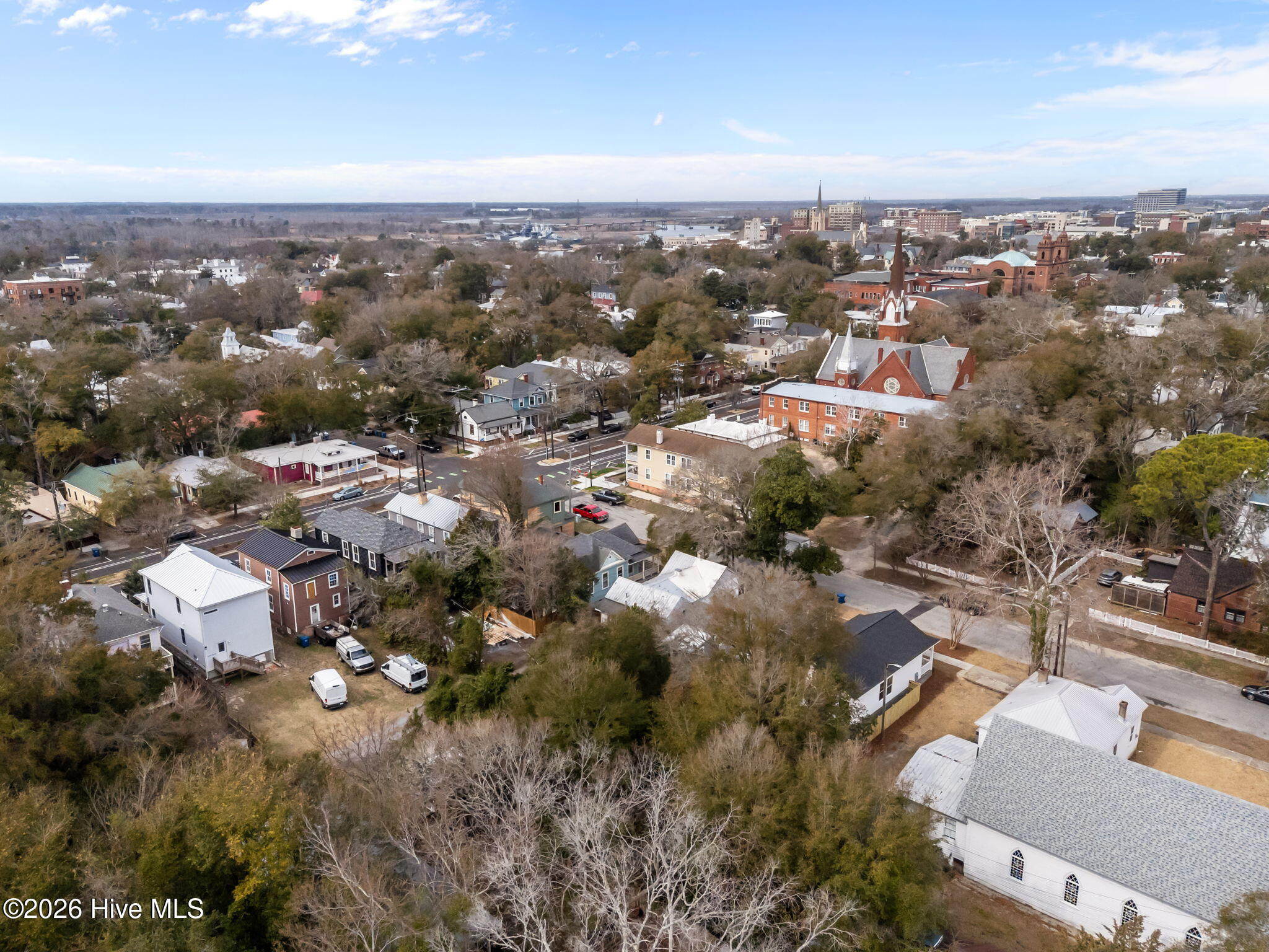 100555699 | Photo 40