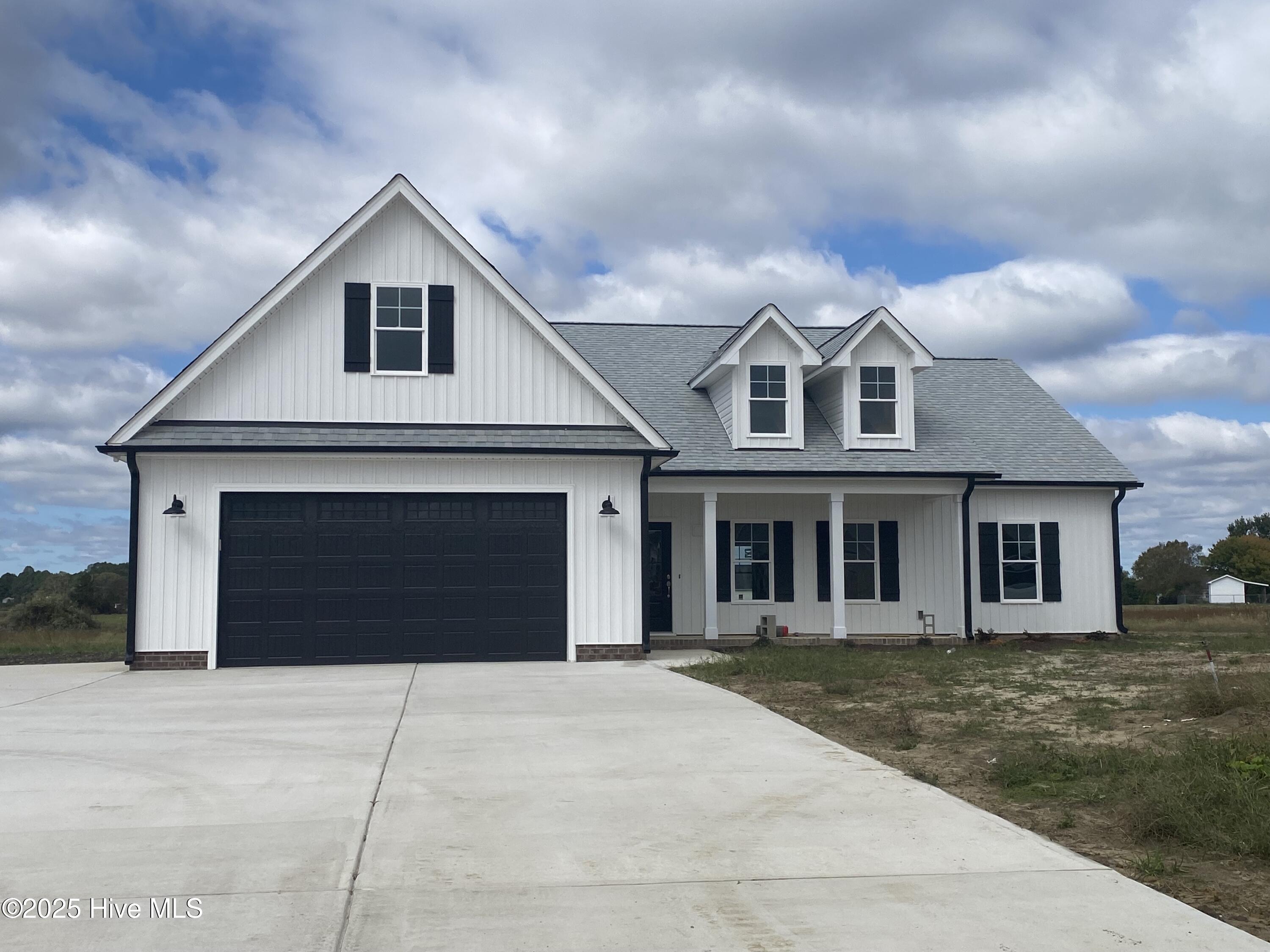 Homes for sale in Pikeville, NC | 217 Rae Dr, Pikeville, NC 27863 | MLS# 100512674