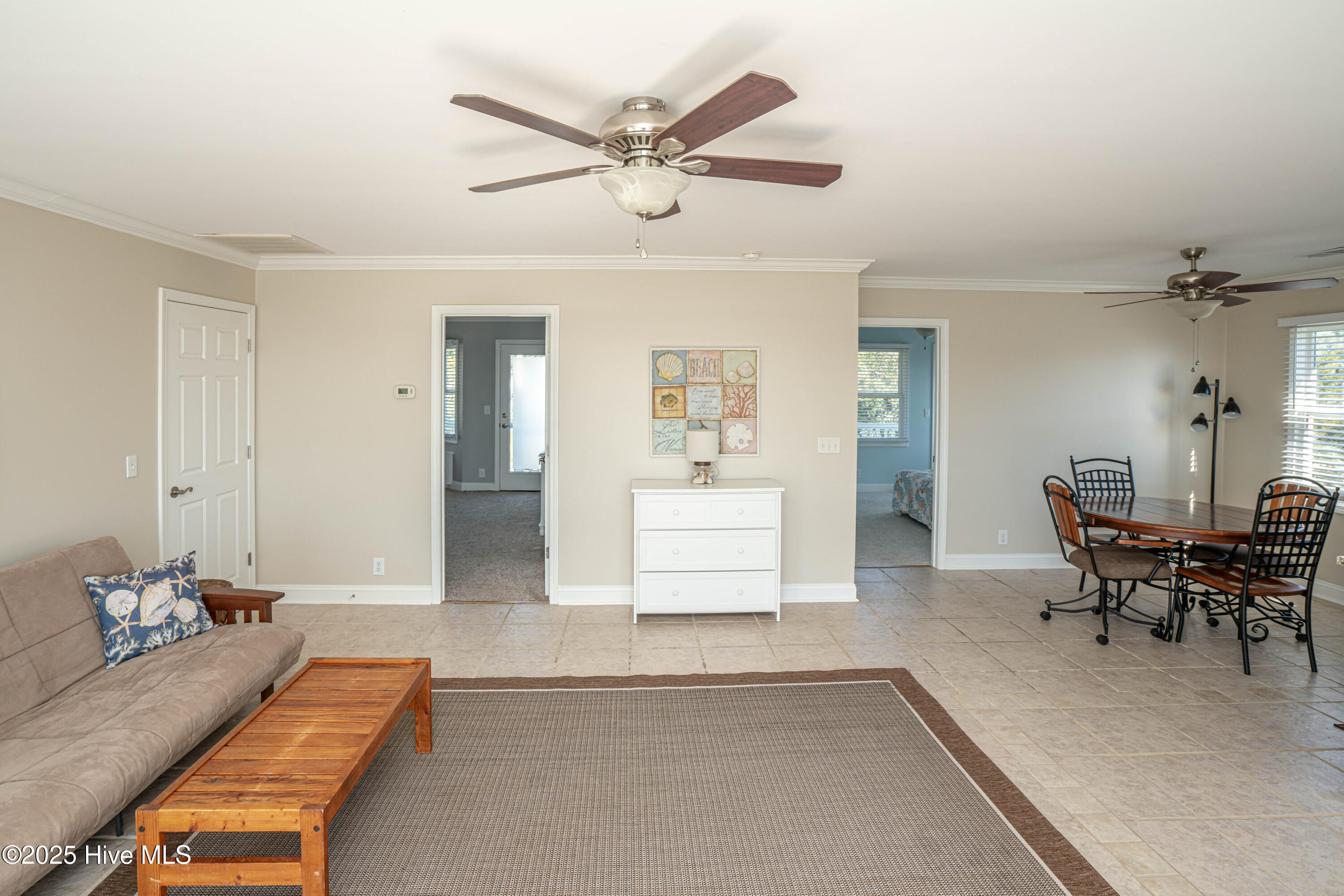 100539099 | Photo 48