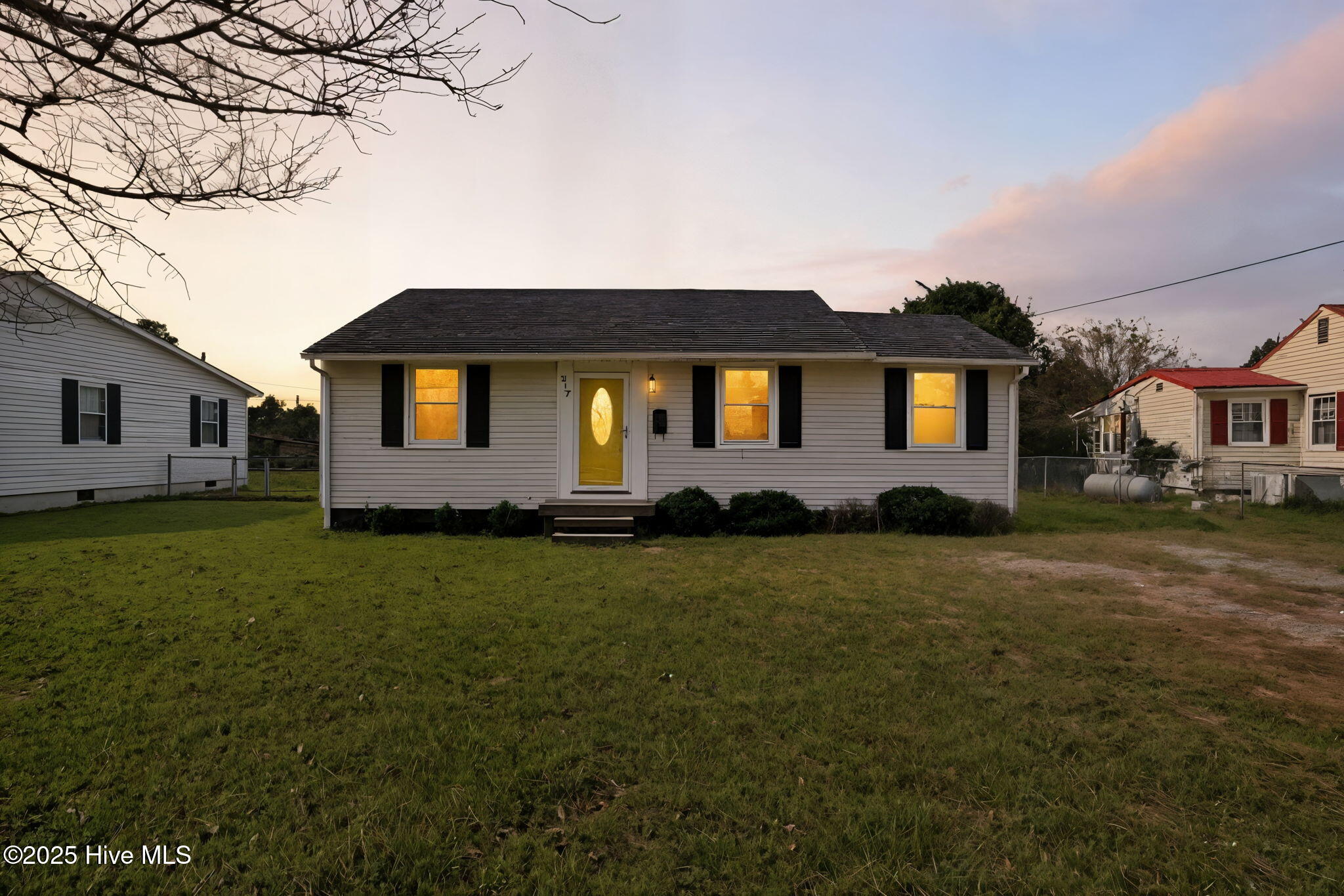 Homes for sale in Edenton, NC | 217 Hawthorne Rd, Edenton, NC 27932 | MLS# 100536841