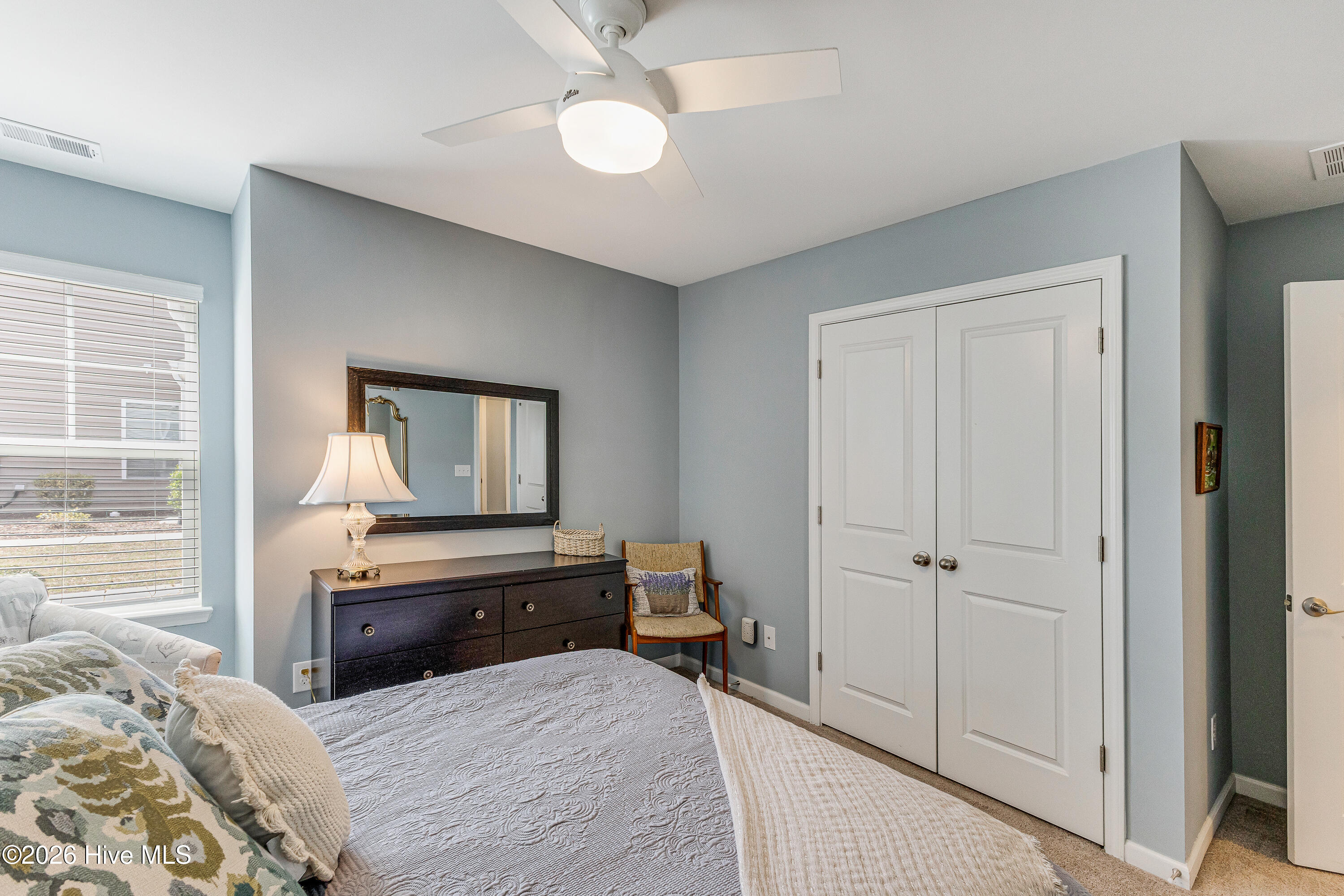 100560714 | Photo 24