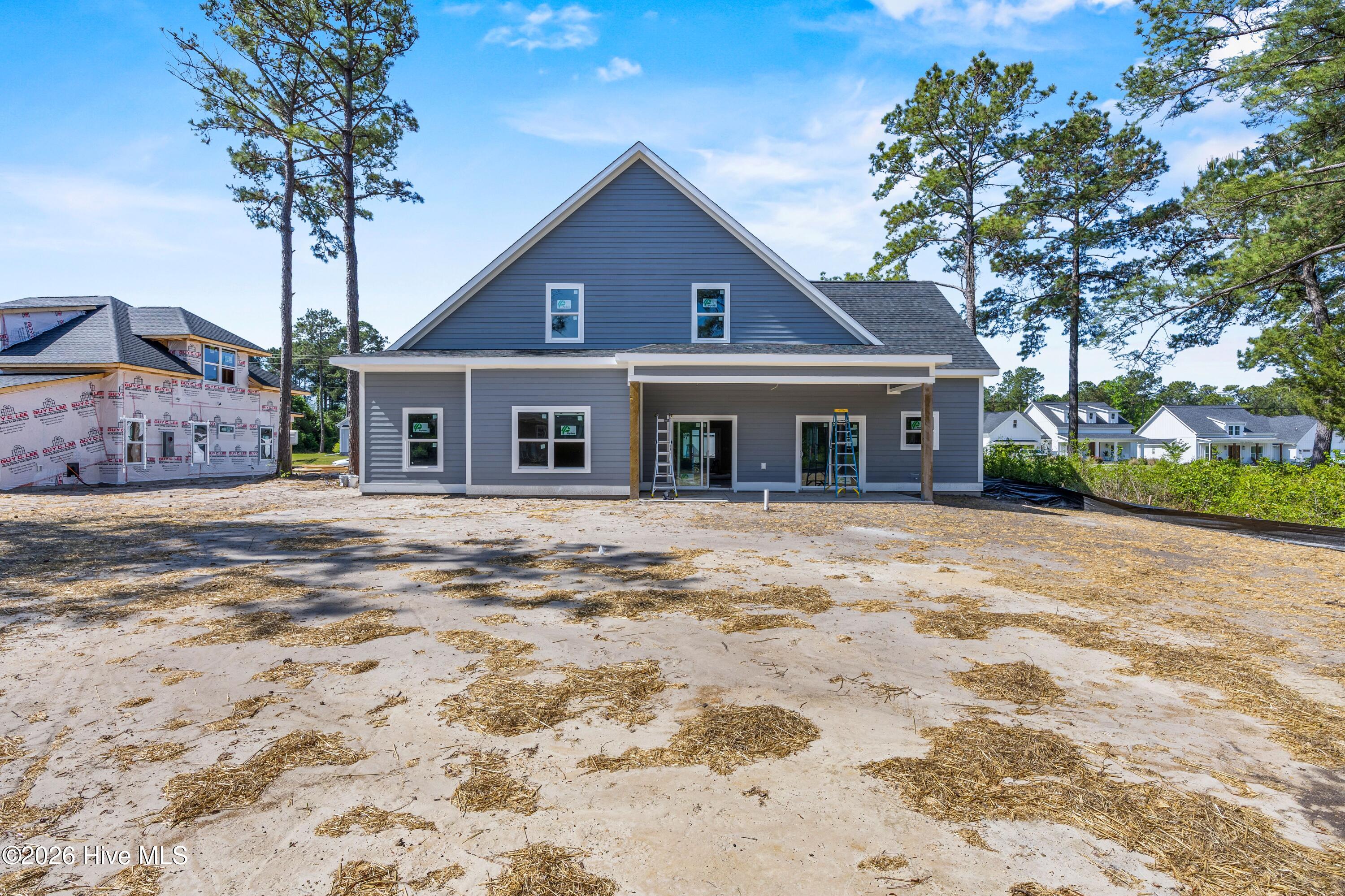 100569333 | Photo 14