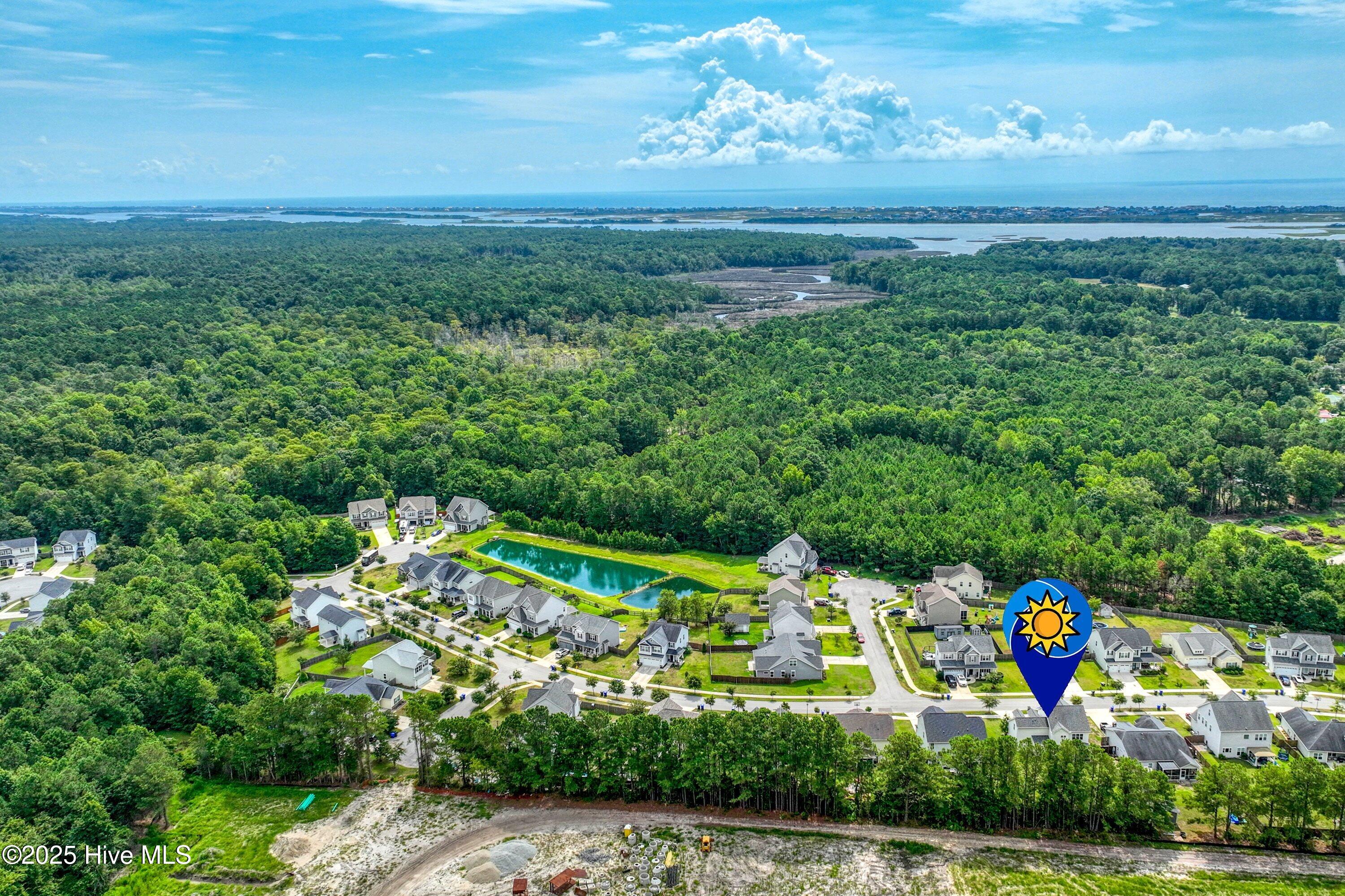 100543084 | Photo 51