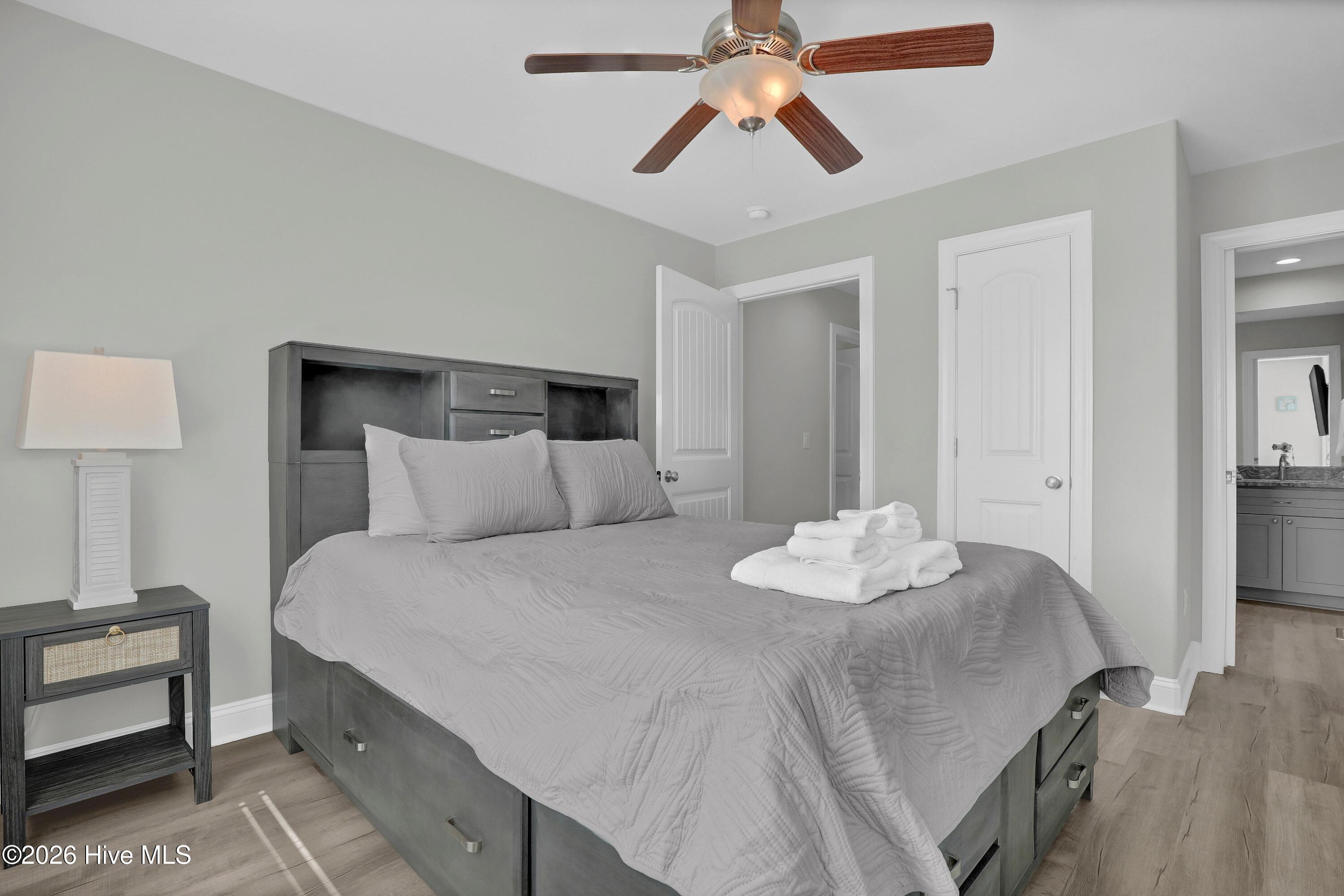 100554934 | Photo 18