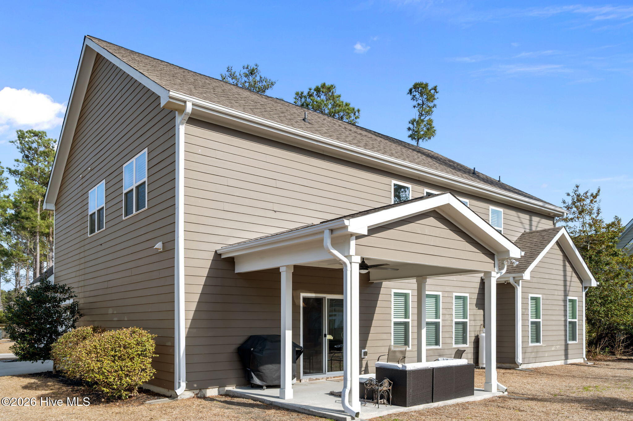 100556667 | Photo 46