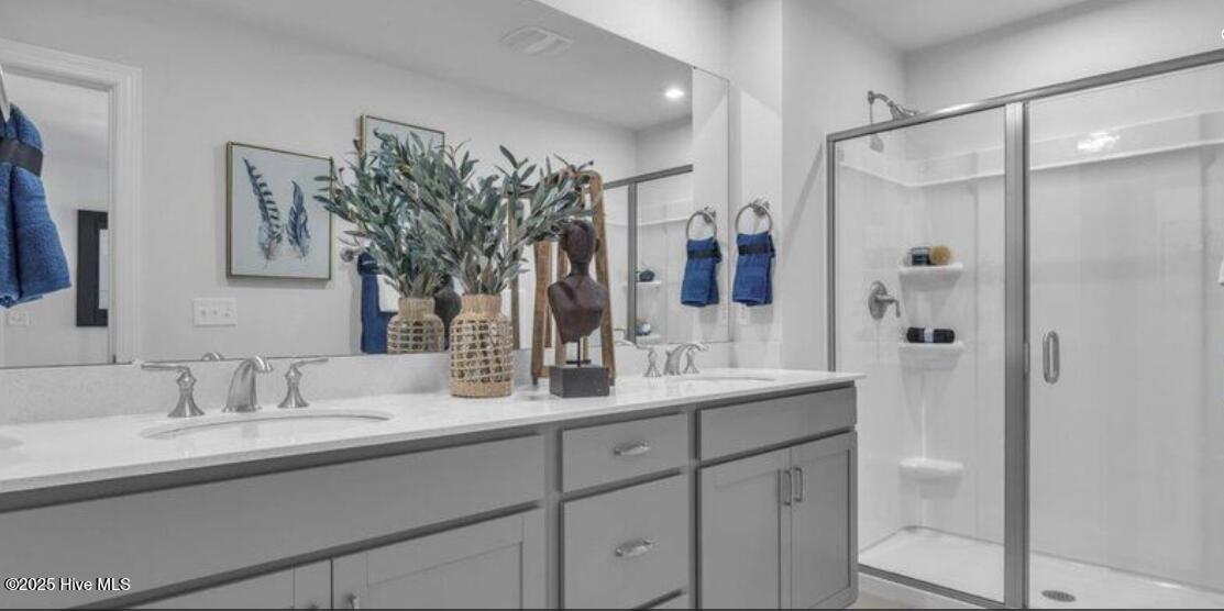 100542894 | Photo 16