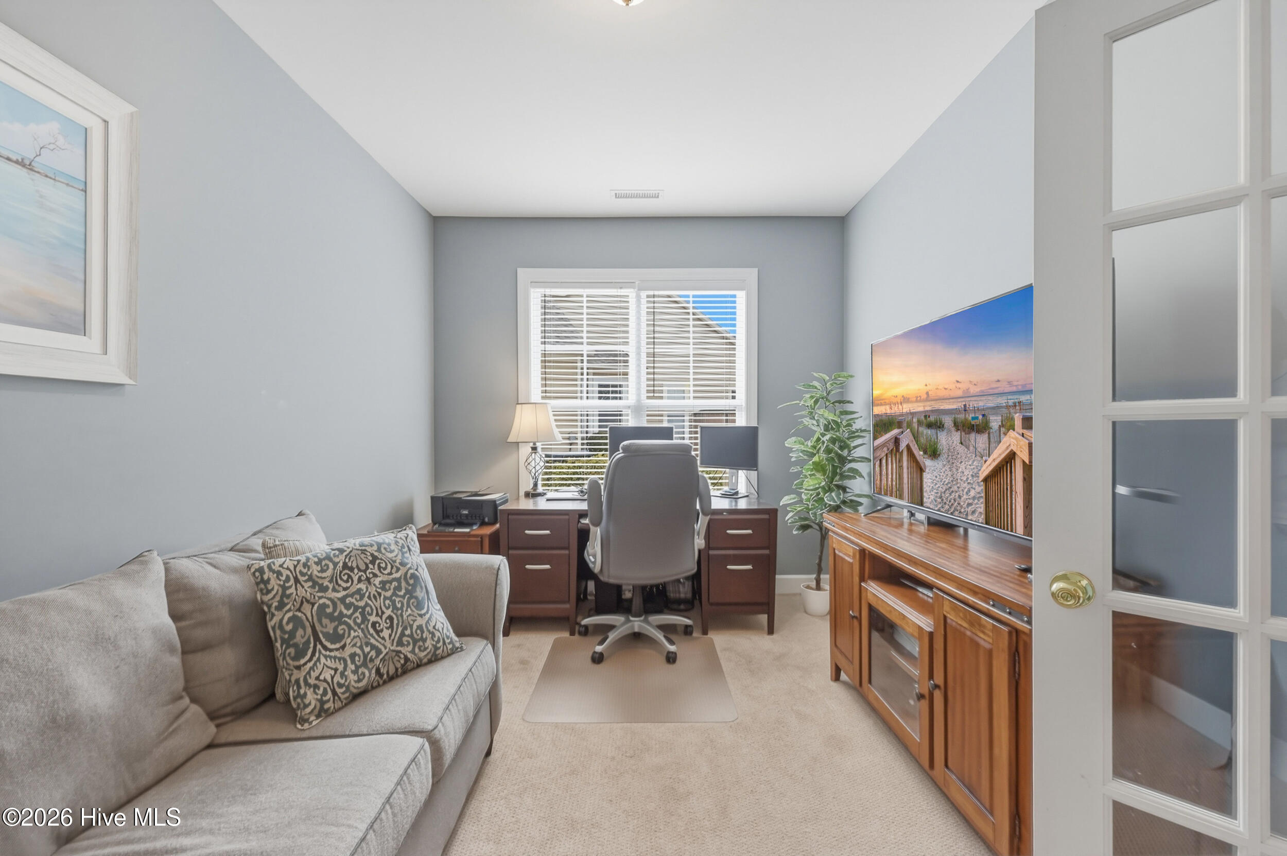 100555932 | Photo 26