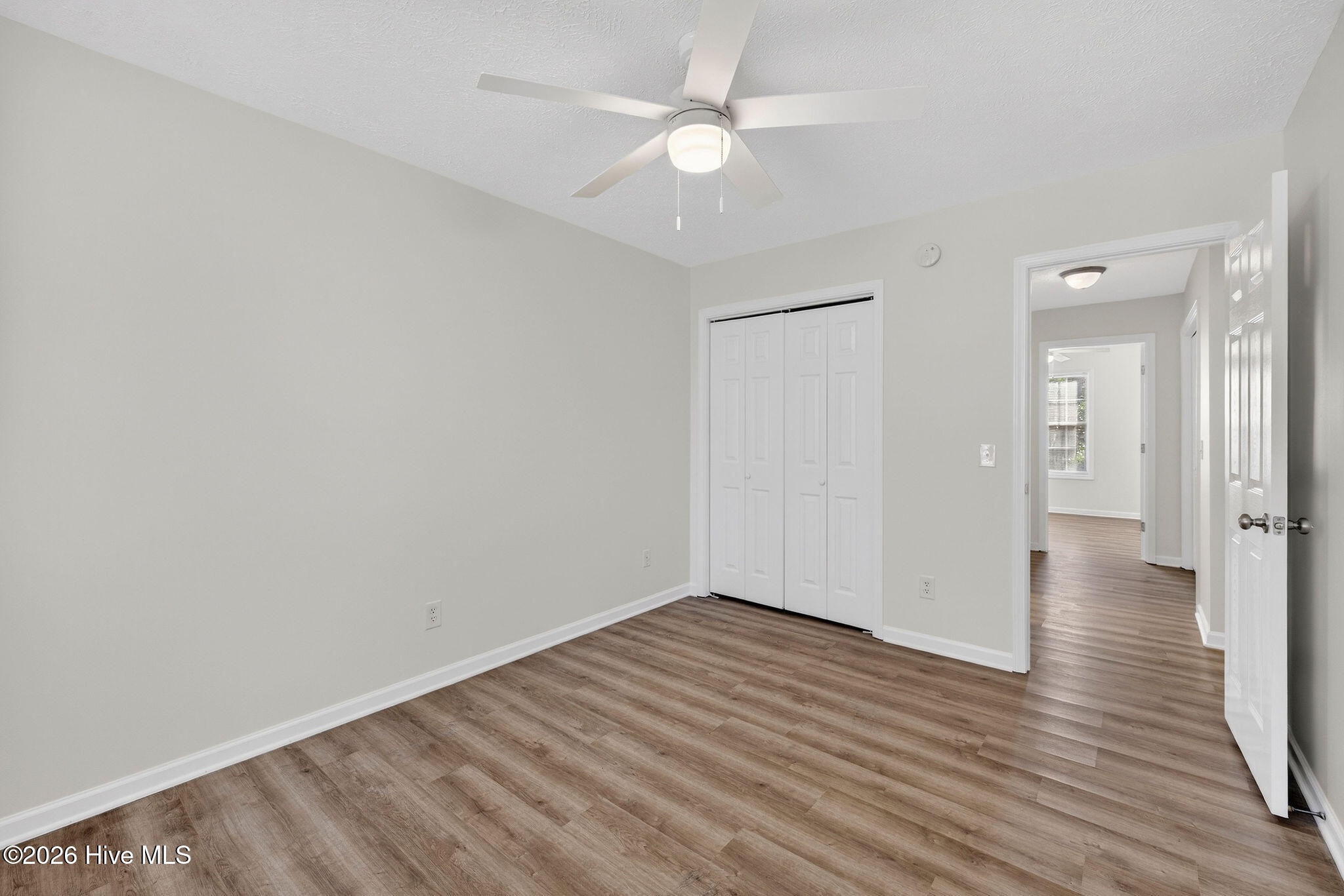 100553391 | Photo 25