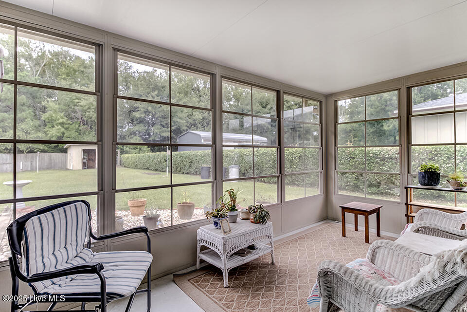 100531257 | Photo 24