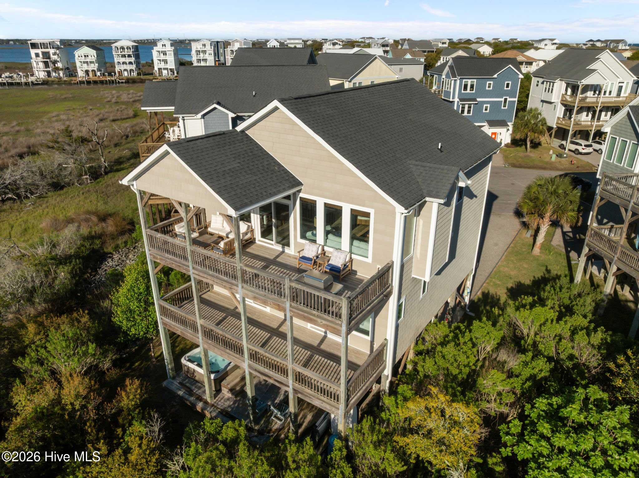 331 Oceanaire Lane, Surf City, NC, 28445