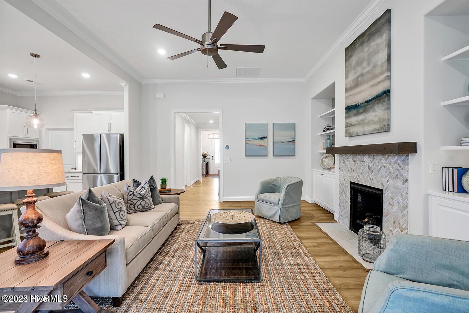 100536934 | Photo 16