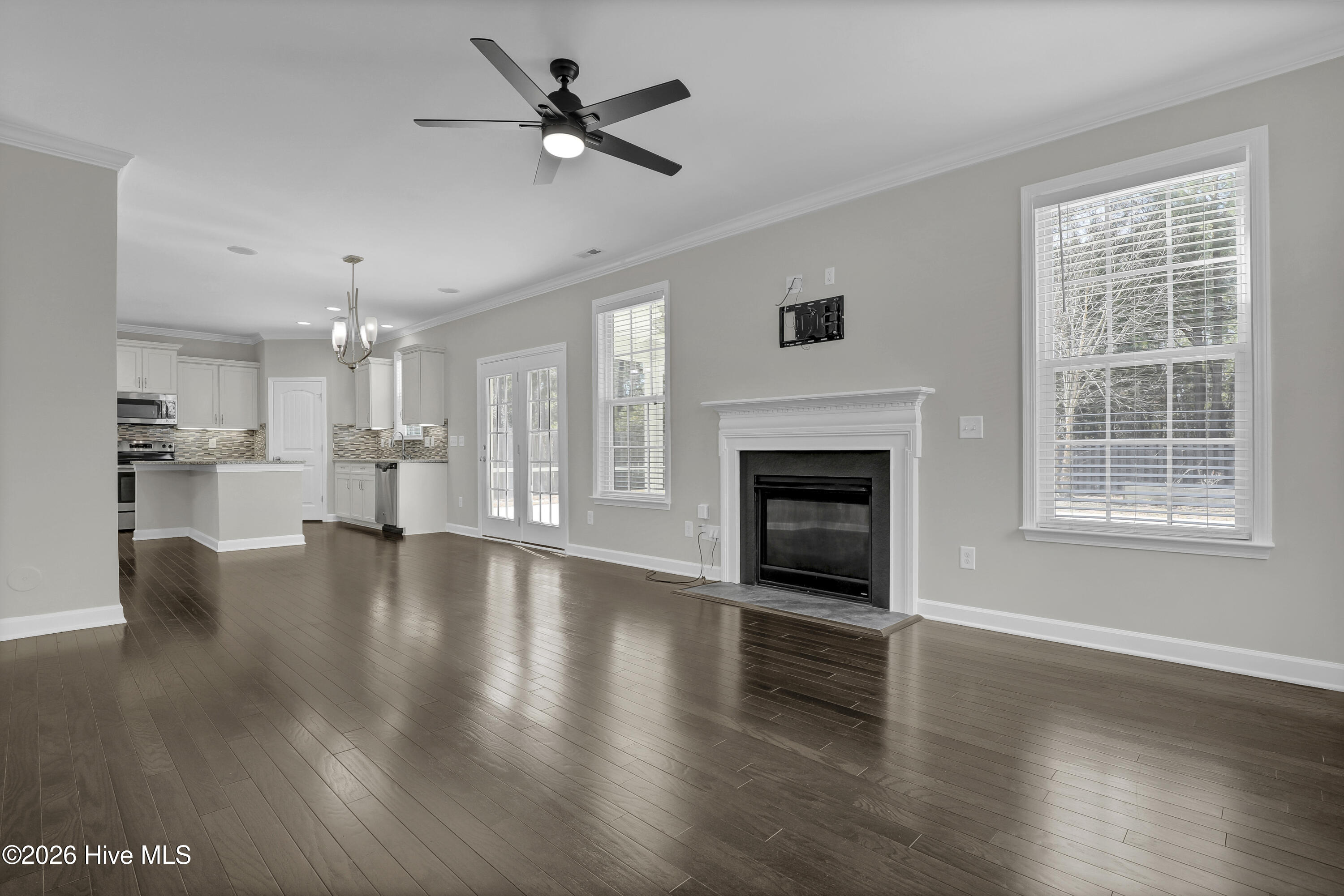 100556478 | Photo 16