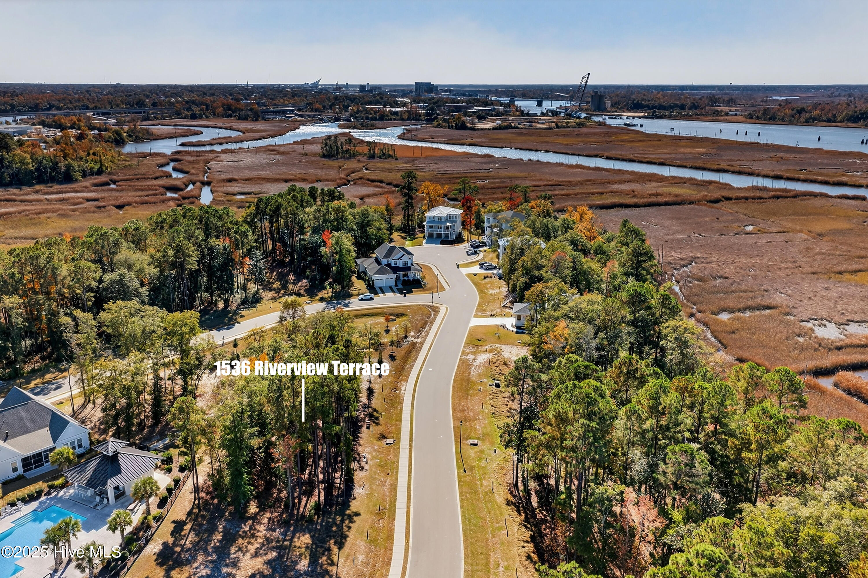 100541672 | Photo 21